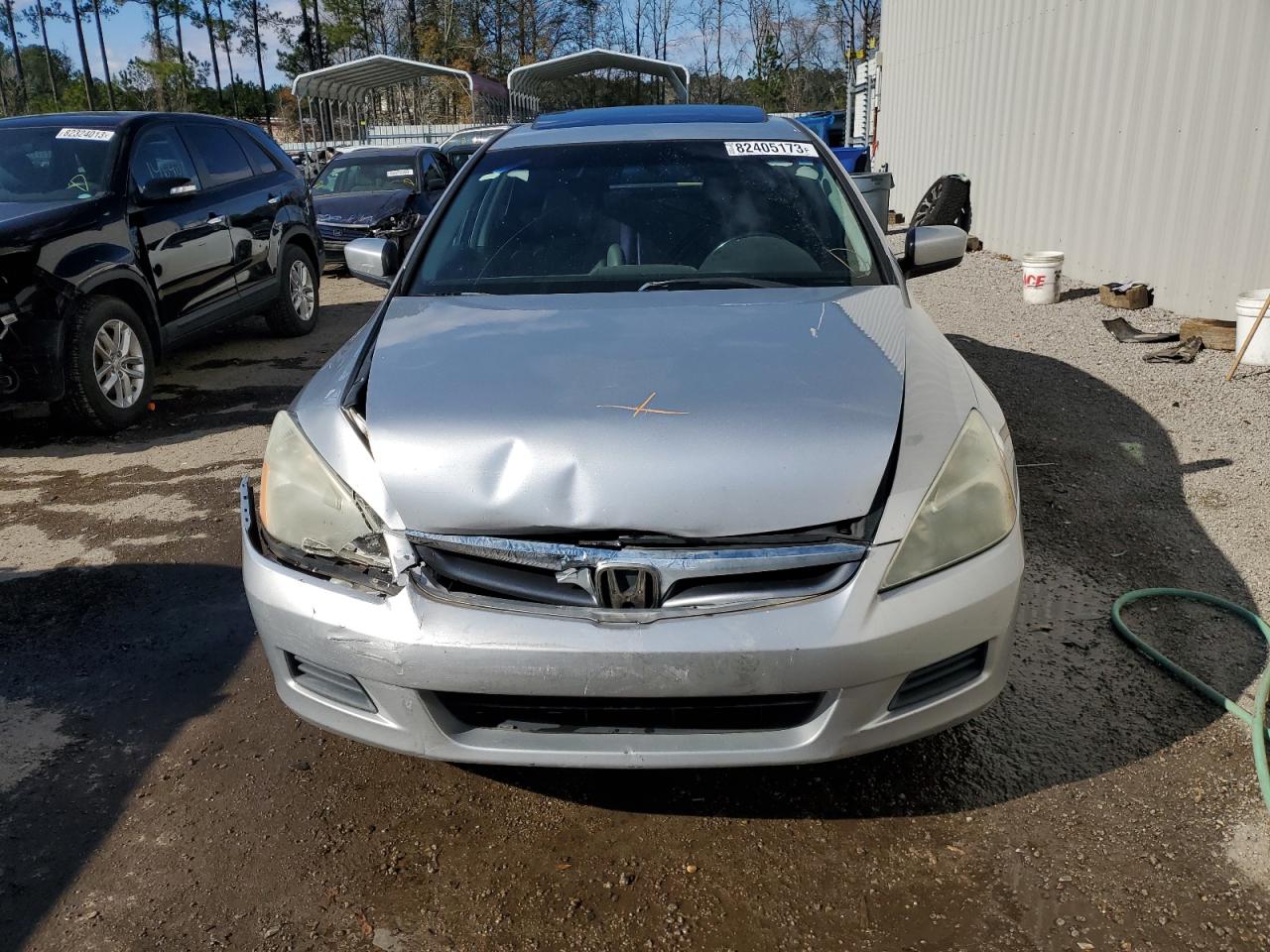 Photo 4 VIN: 1HGCM66556A062845 - HONDA ACCORD 