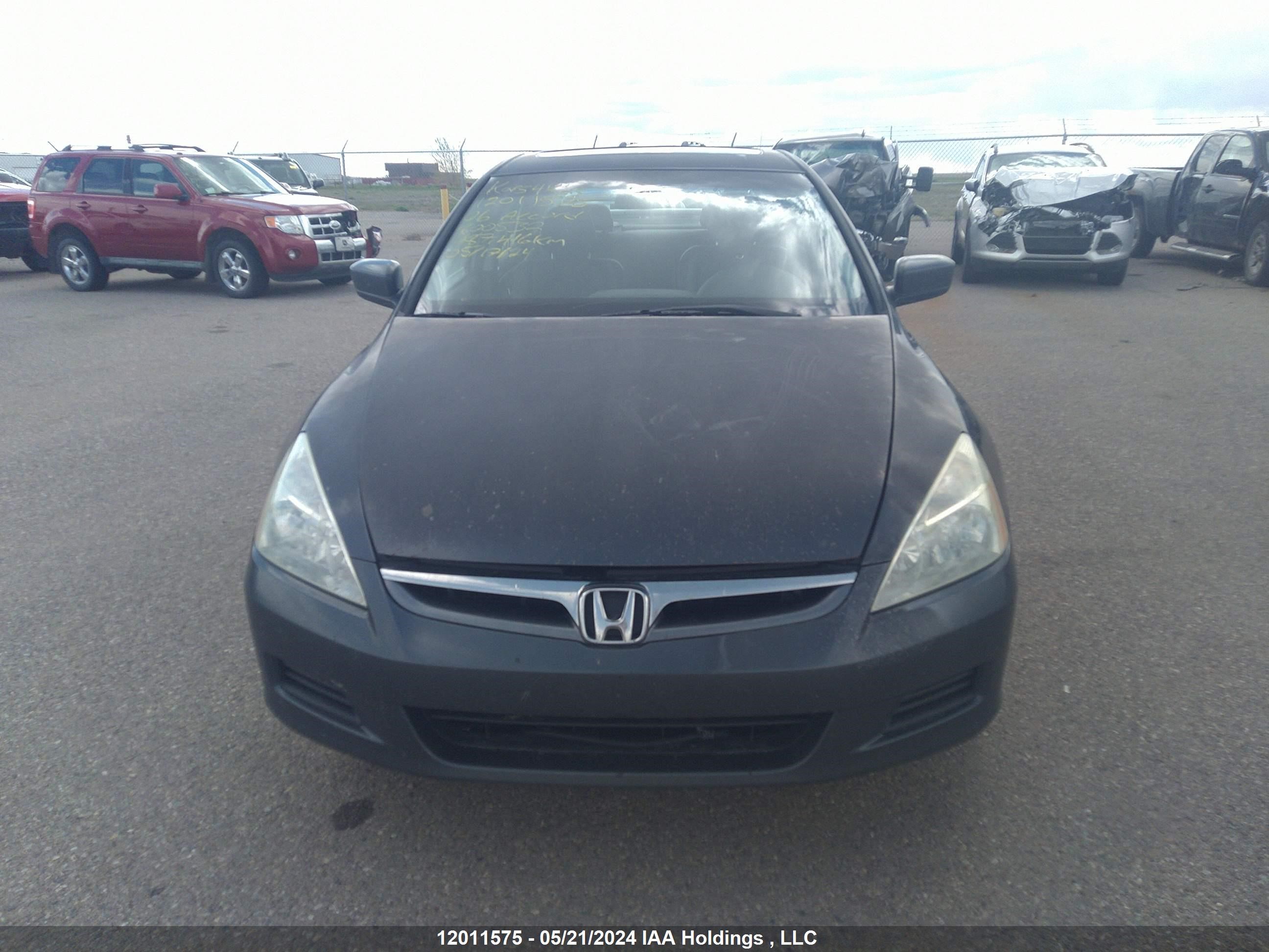 Photo 11 VIN: 1HGCM66556A800532 - HONDA ACCORD 