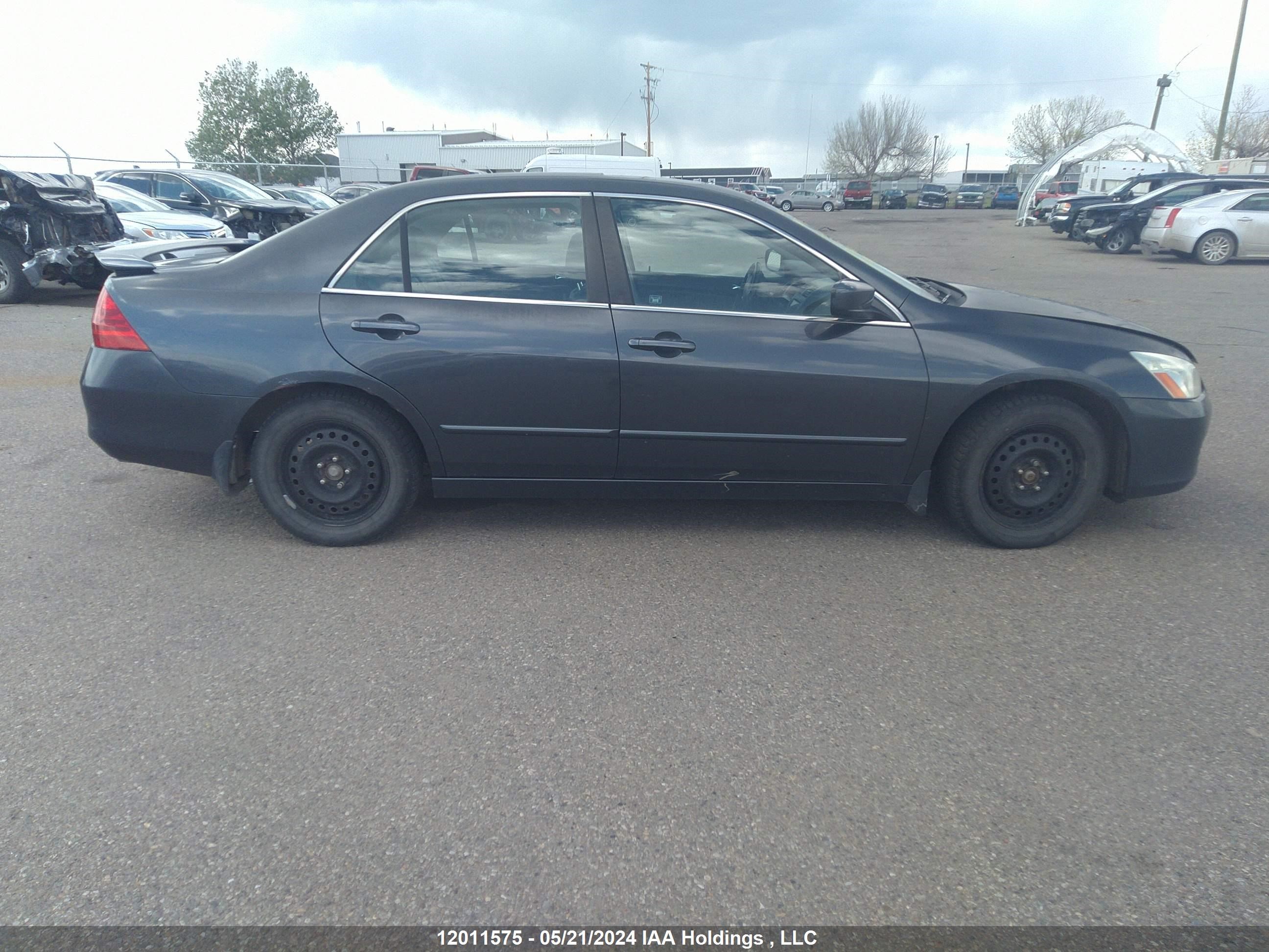 Photo 12 VIN: 1HGCM66556A800532 - HONDA ACCORD 