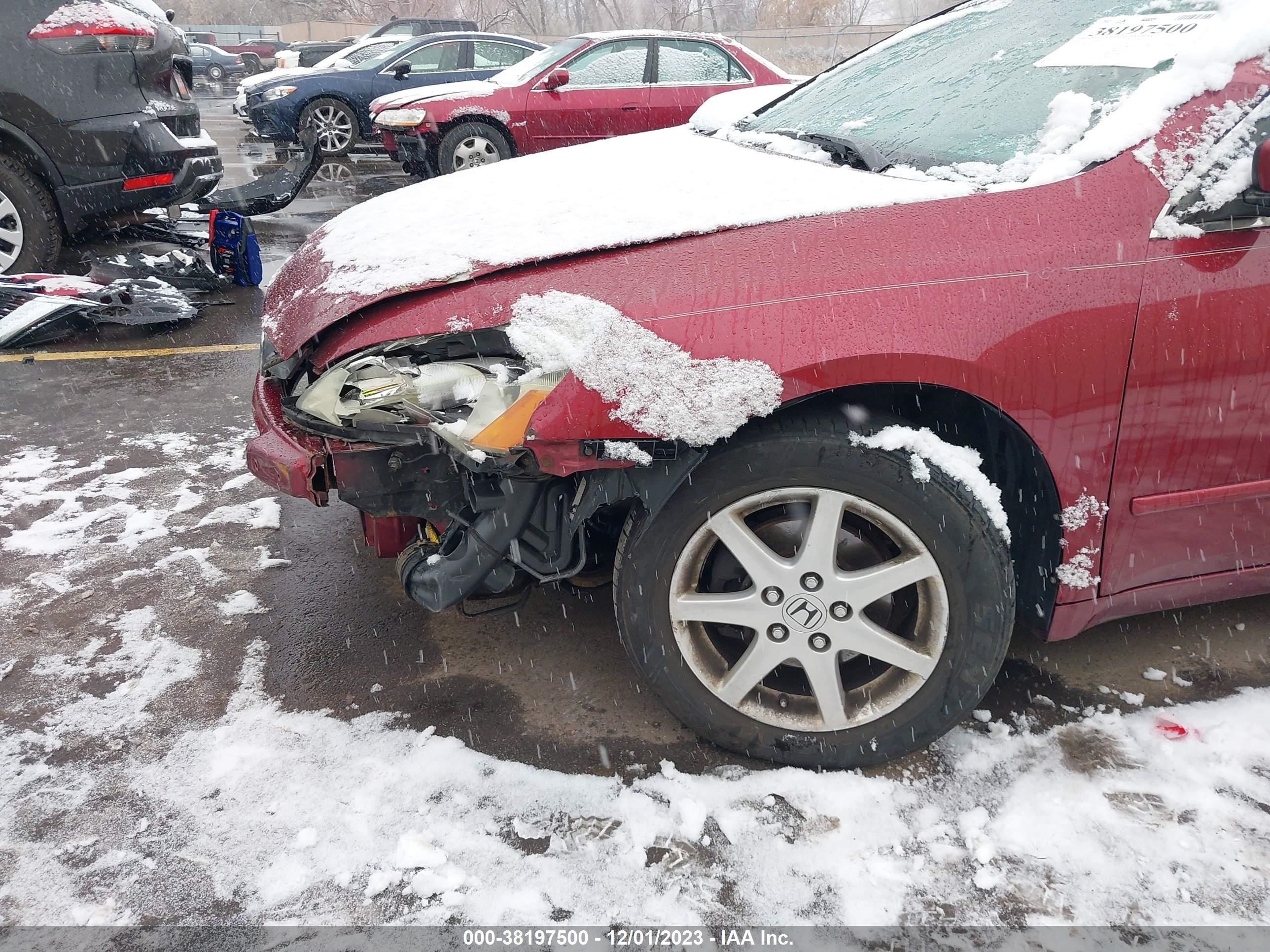 Photo 5 VIN: 1HGCM66564A017796 - HONDA ACCORD 