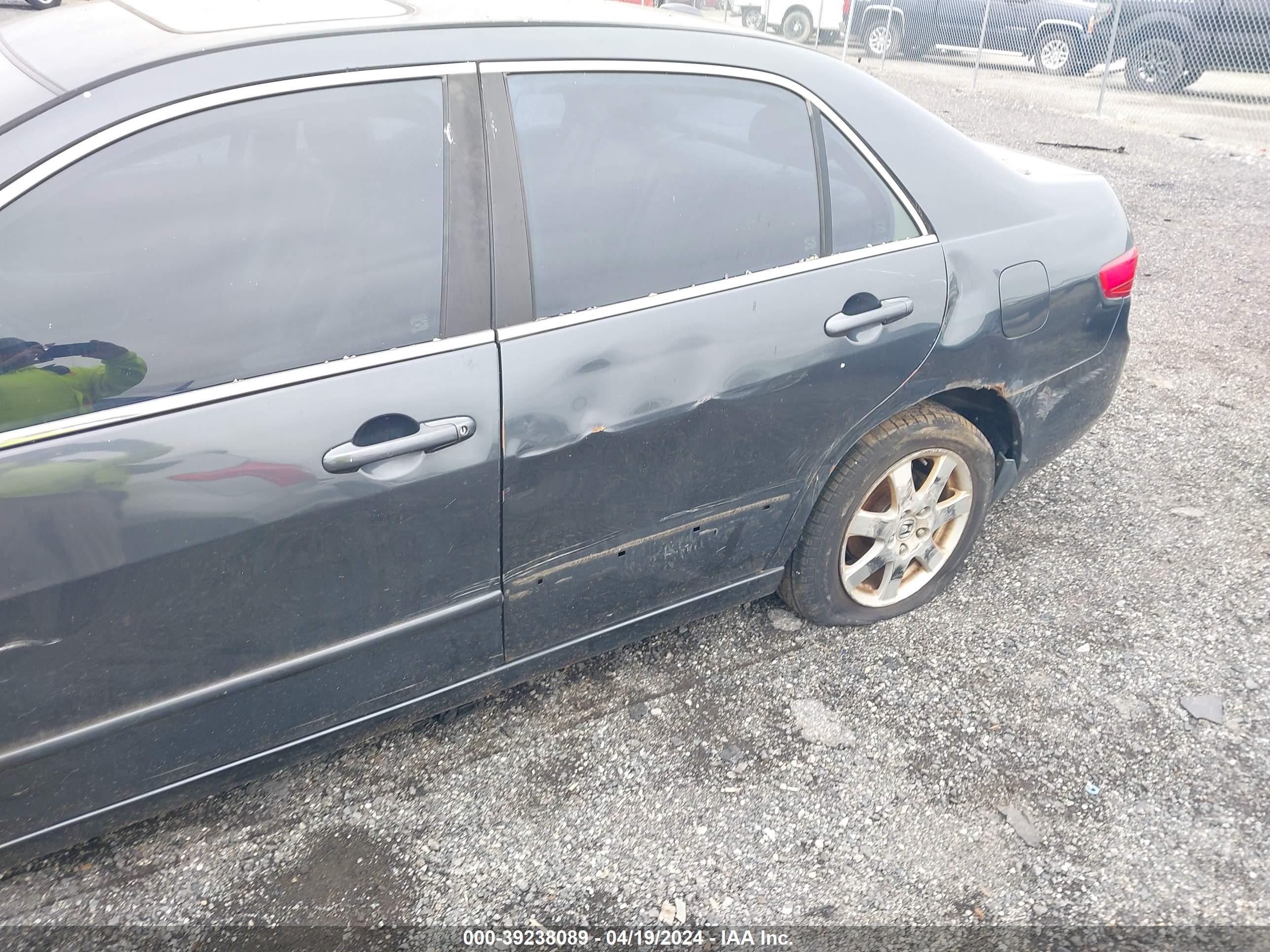 Photo 5 VIN: 1HGCM66565A006699 - HONDA ACCORD 