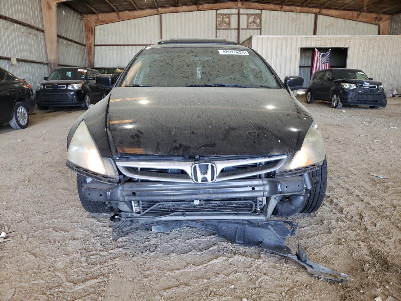 Photo 4 VIN: 1HGCM66567A068803 - HONDA ACCORD 