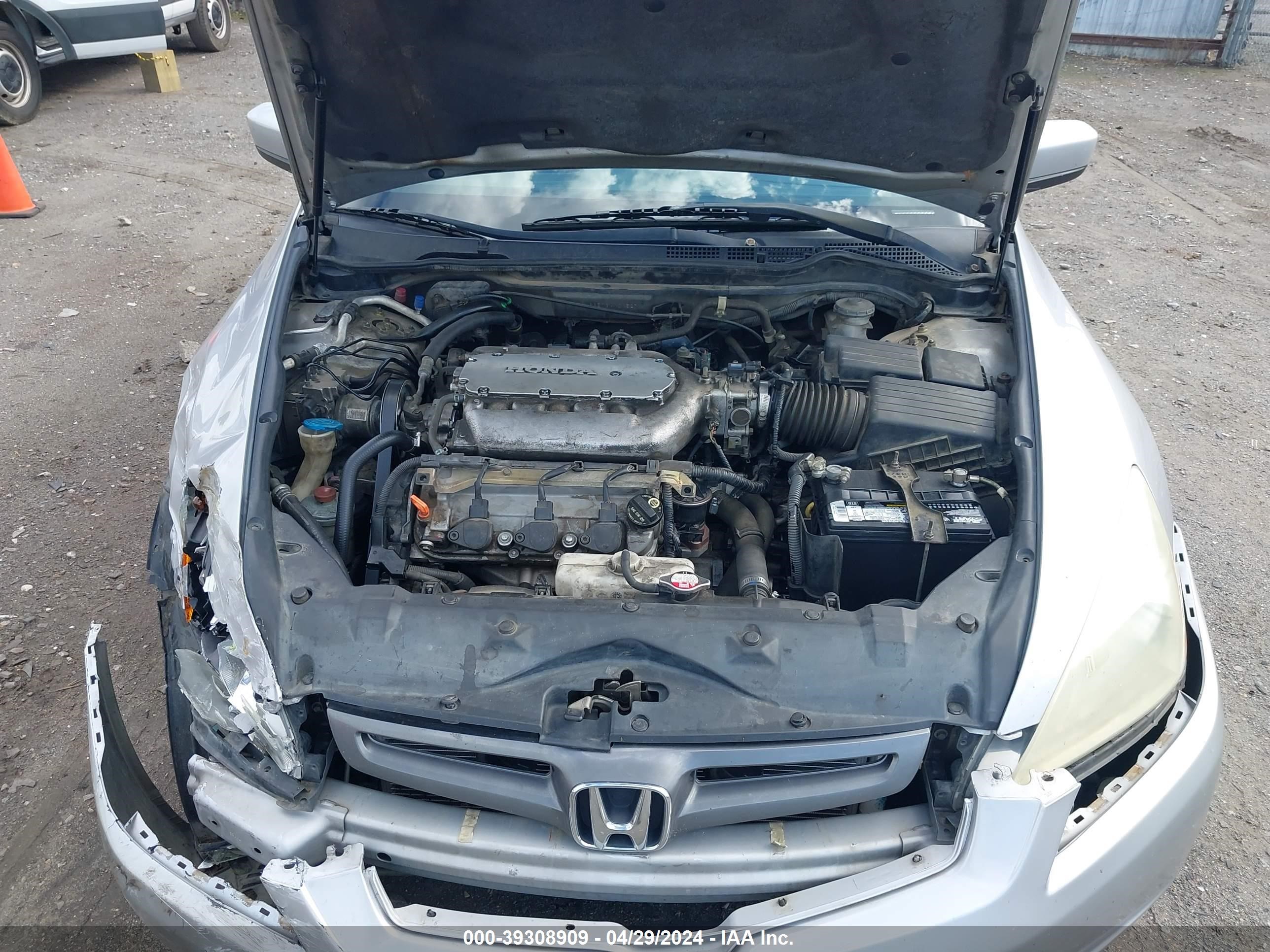 Photo 9 VIN: 1HGCM66573A101527 - HONDA ACCORD 