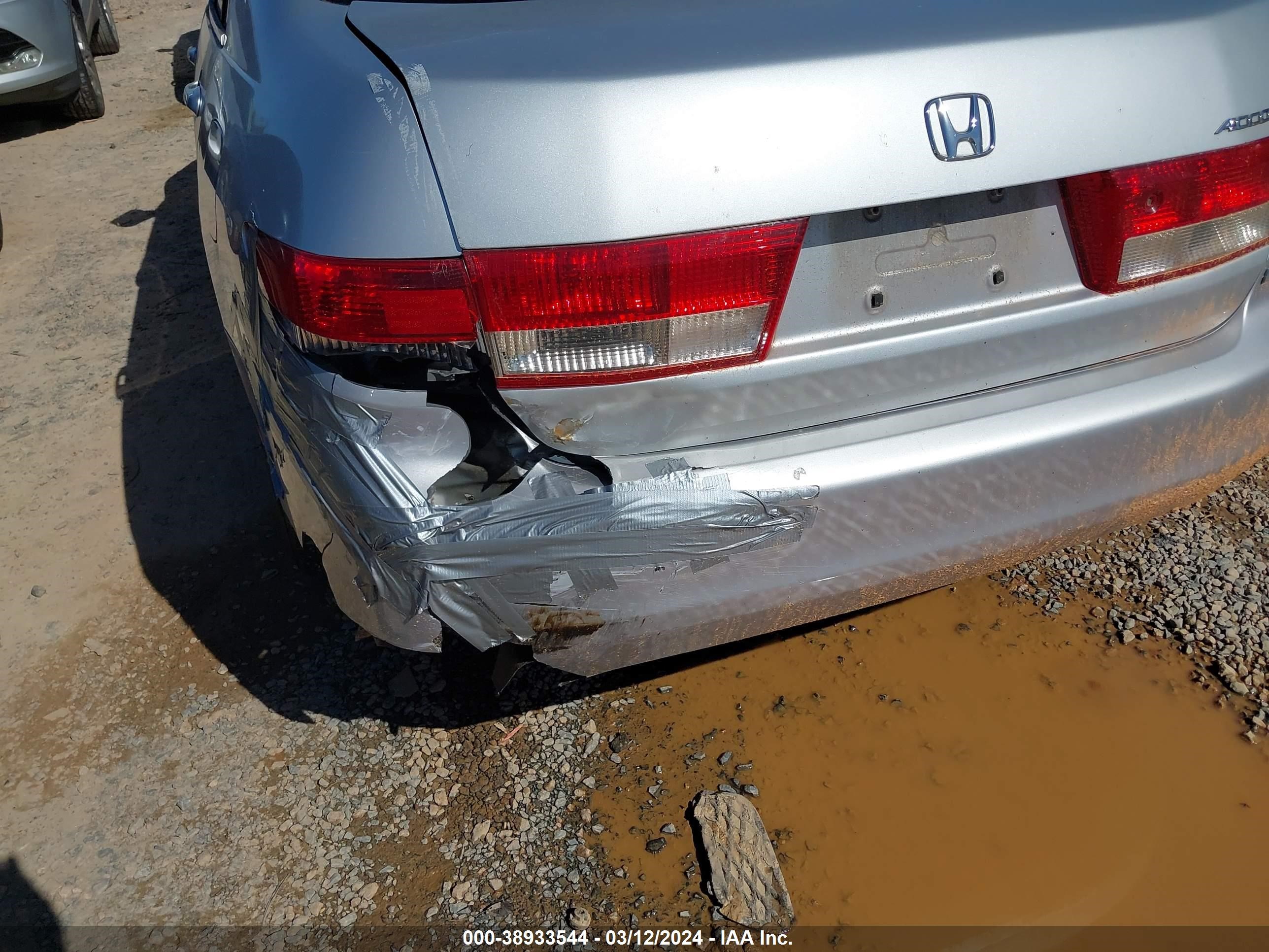 Photo 5 VIN: 1HGCM66573A101737 - HONDA ACCORD 