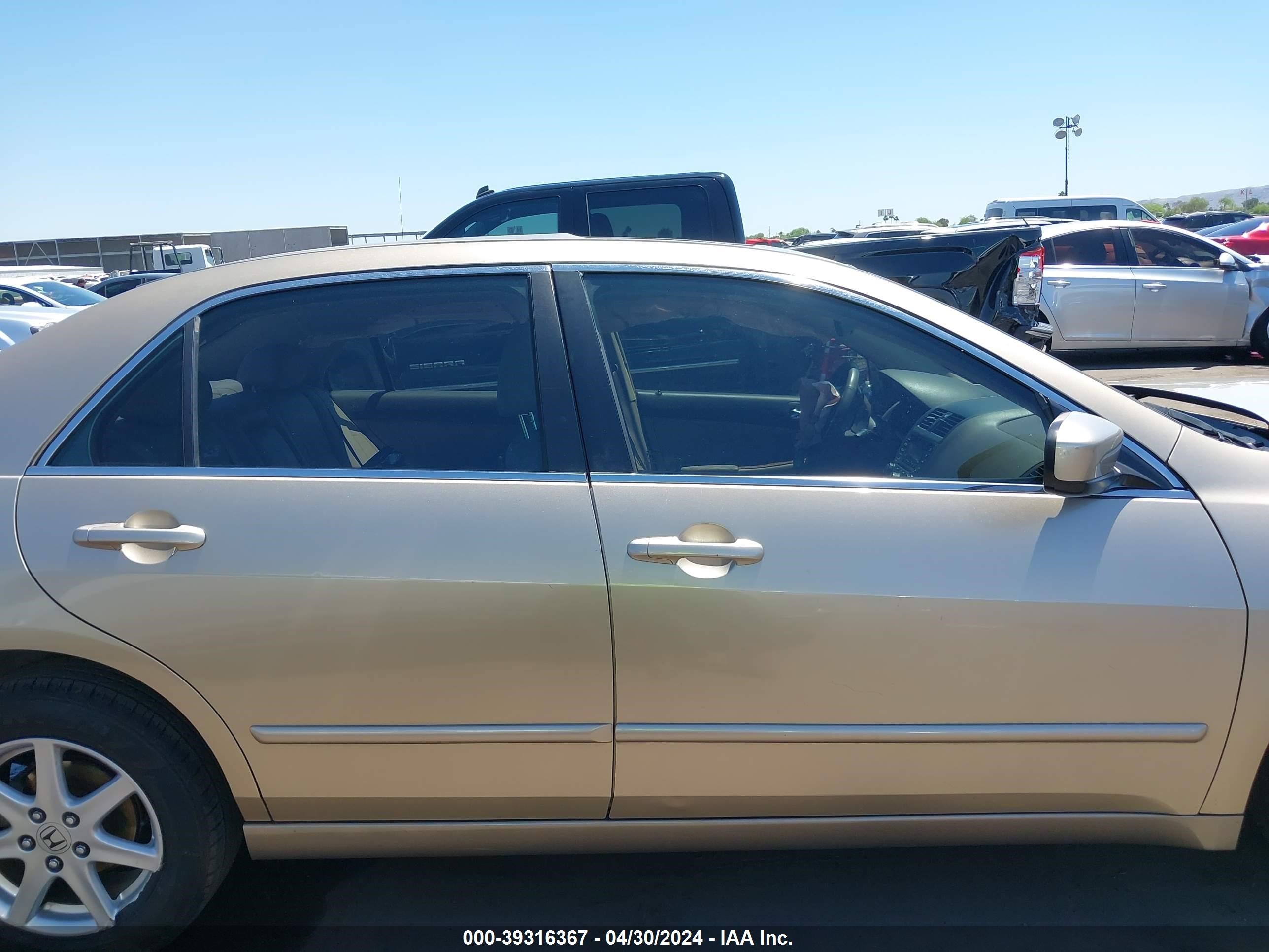 Photo 12 VIN: 1HGCM66574A032047 - HONDA ACCORD 