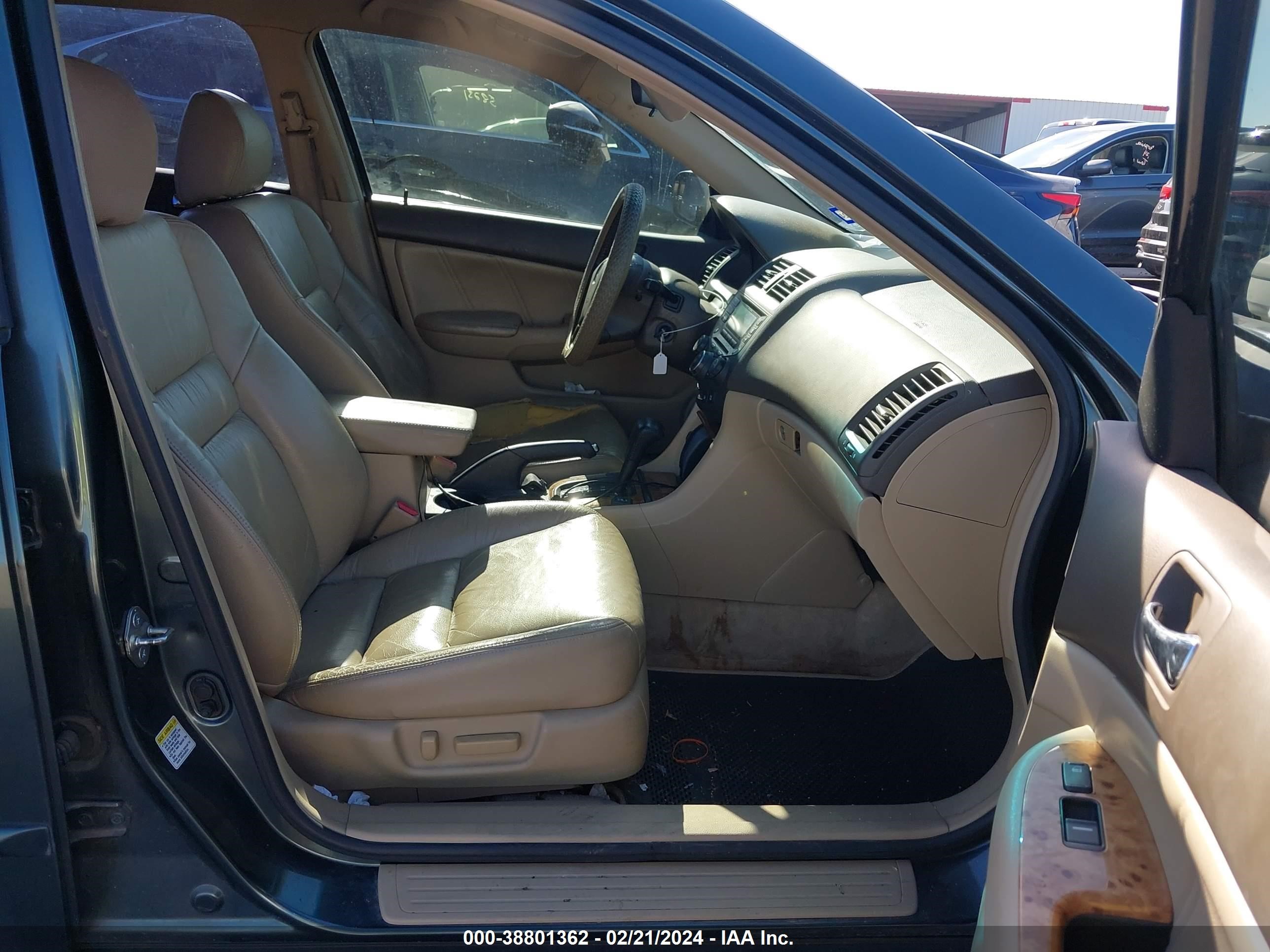 Photo 4 VIN: 1HGCM66574A039712 - HONDA ACCORD 