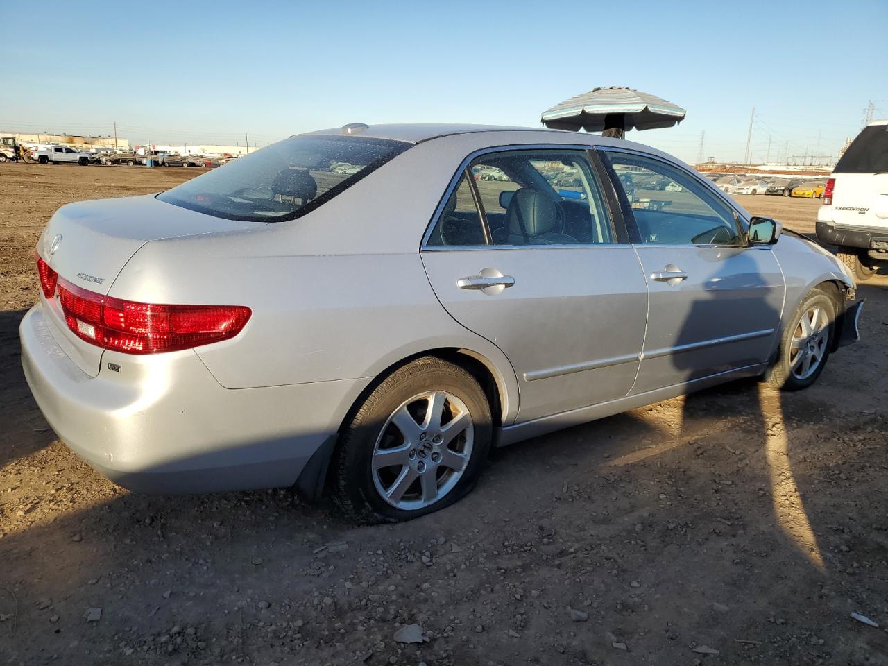 Photo 2 VIN: 1HGCM66575A029117 - HONDA ACCORD 