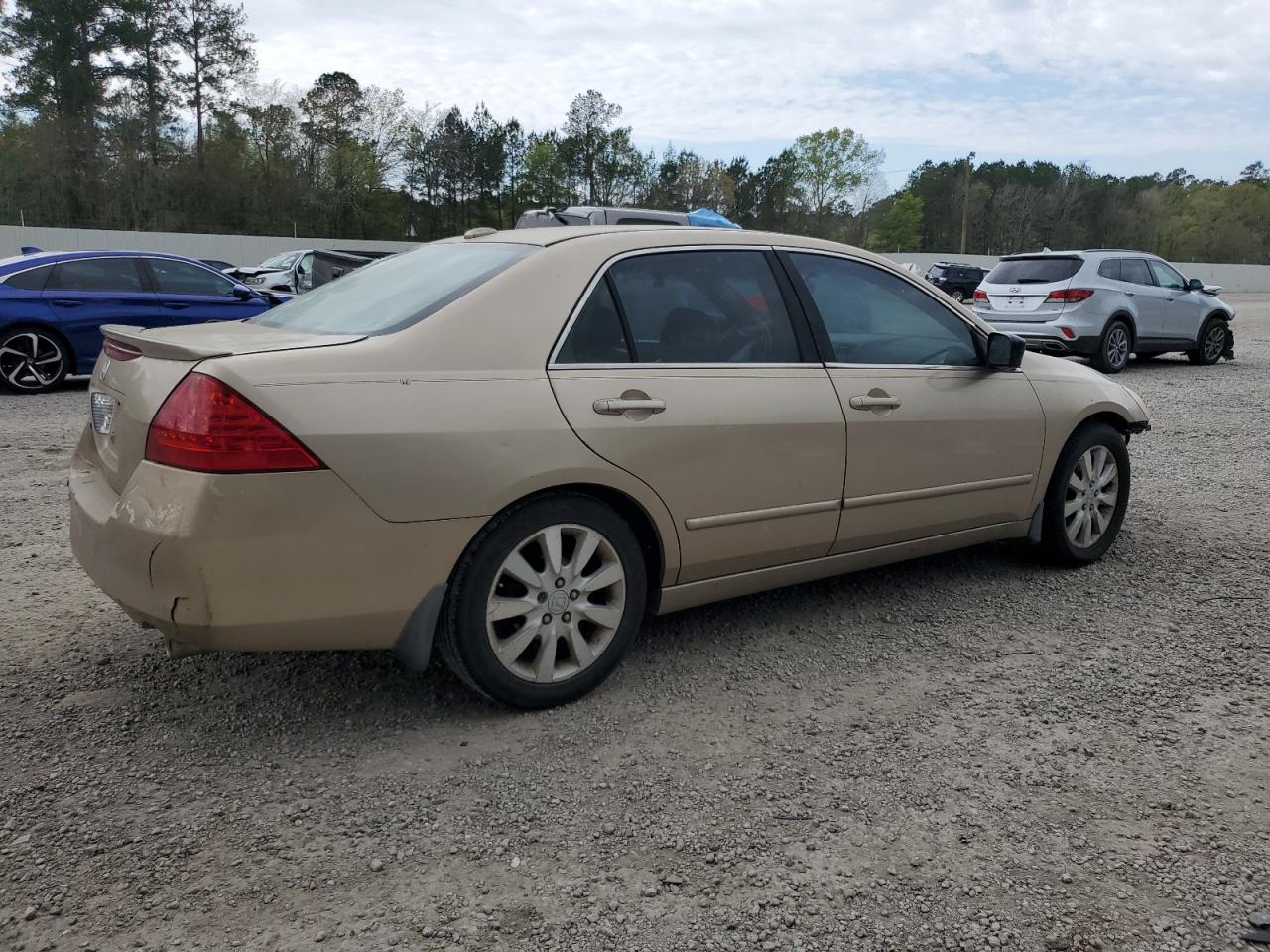 Photo 2 VIN: 1HGCM66576A017003 - HONDA ACCORD 