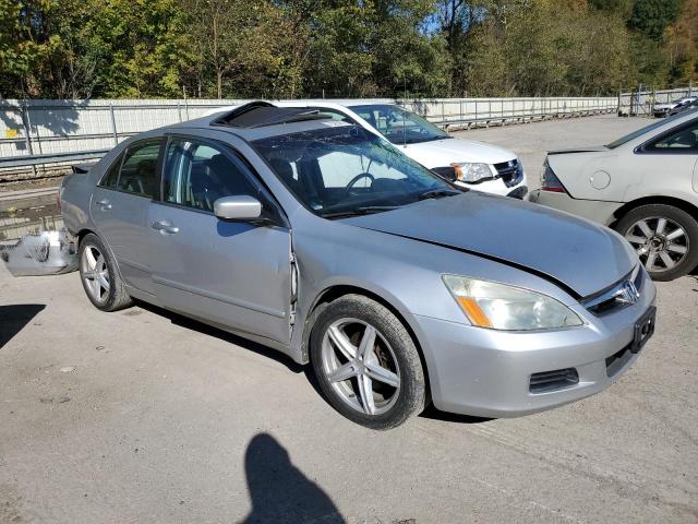 Photo 3 VIN: 1HGCM66576A057419 - HONDA ACCORD EX 