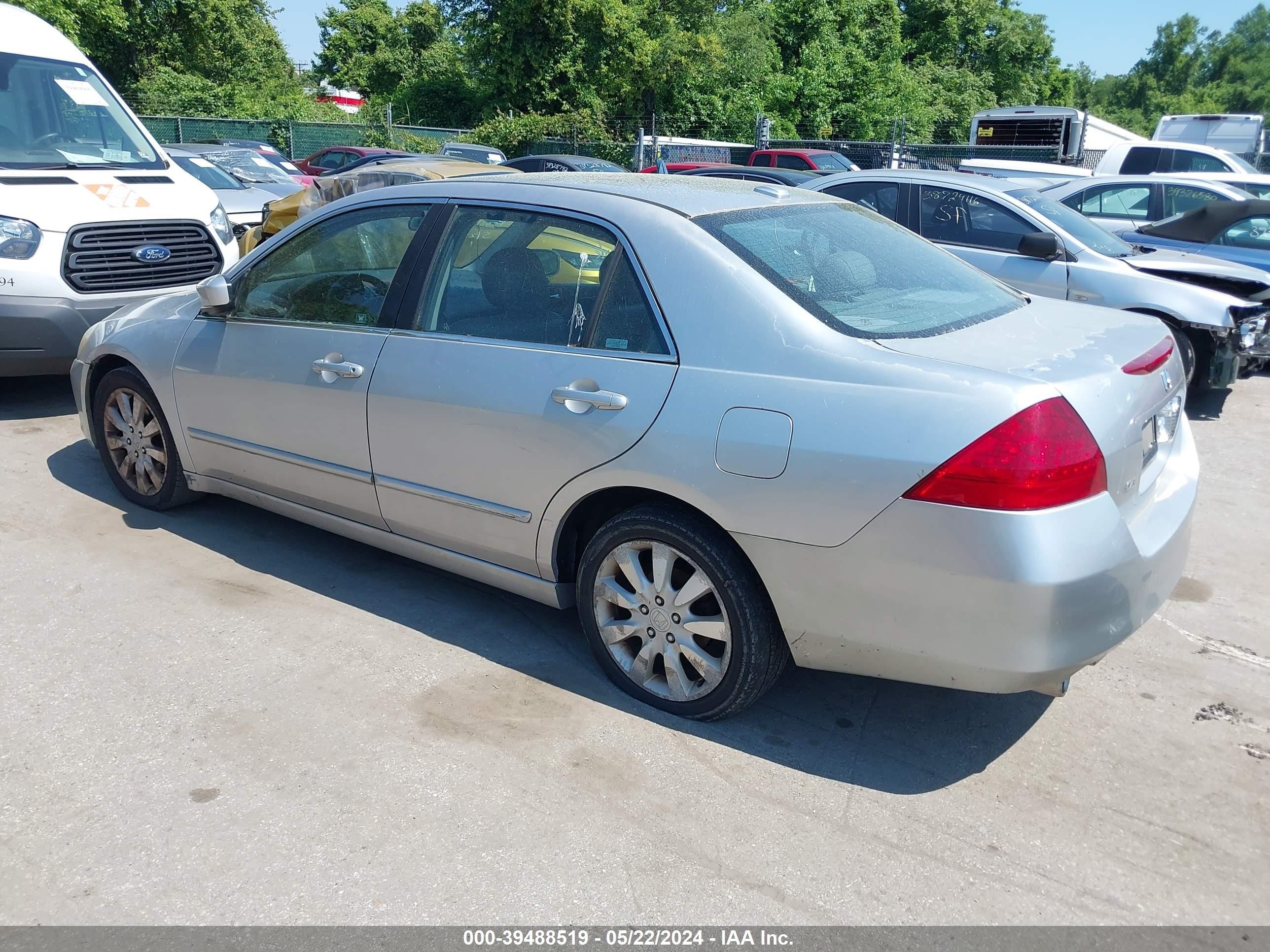 Photo 2 VIN: 1HGCM66576A061891 - HONDA ACCORD 