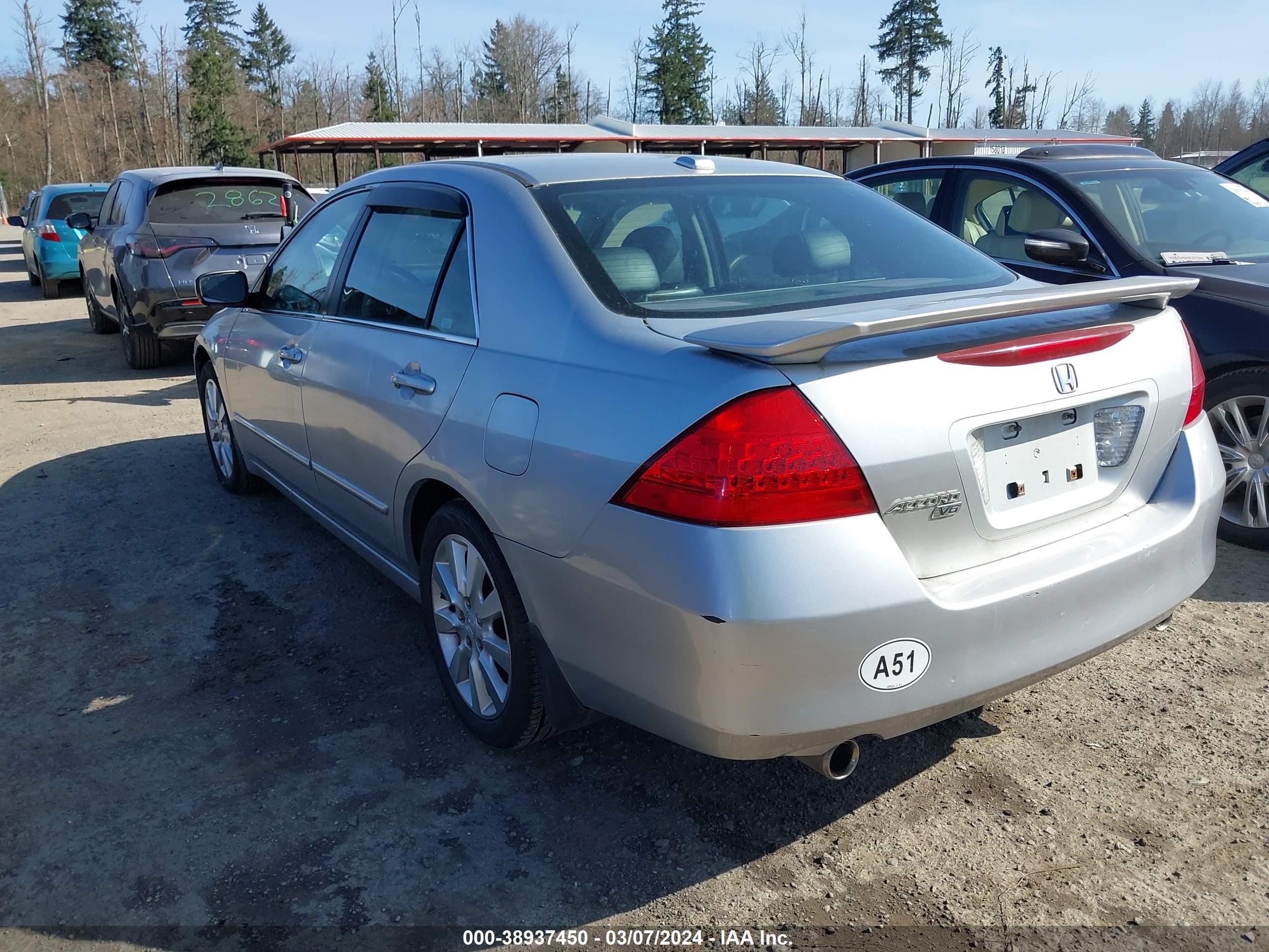 Photo 2 VIN: 1HGCM66576A064919 - HONDA ACCORD 