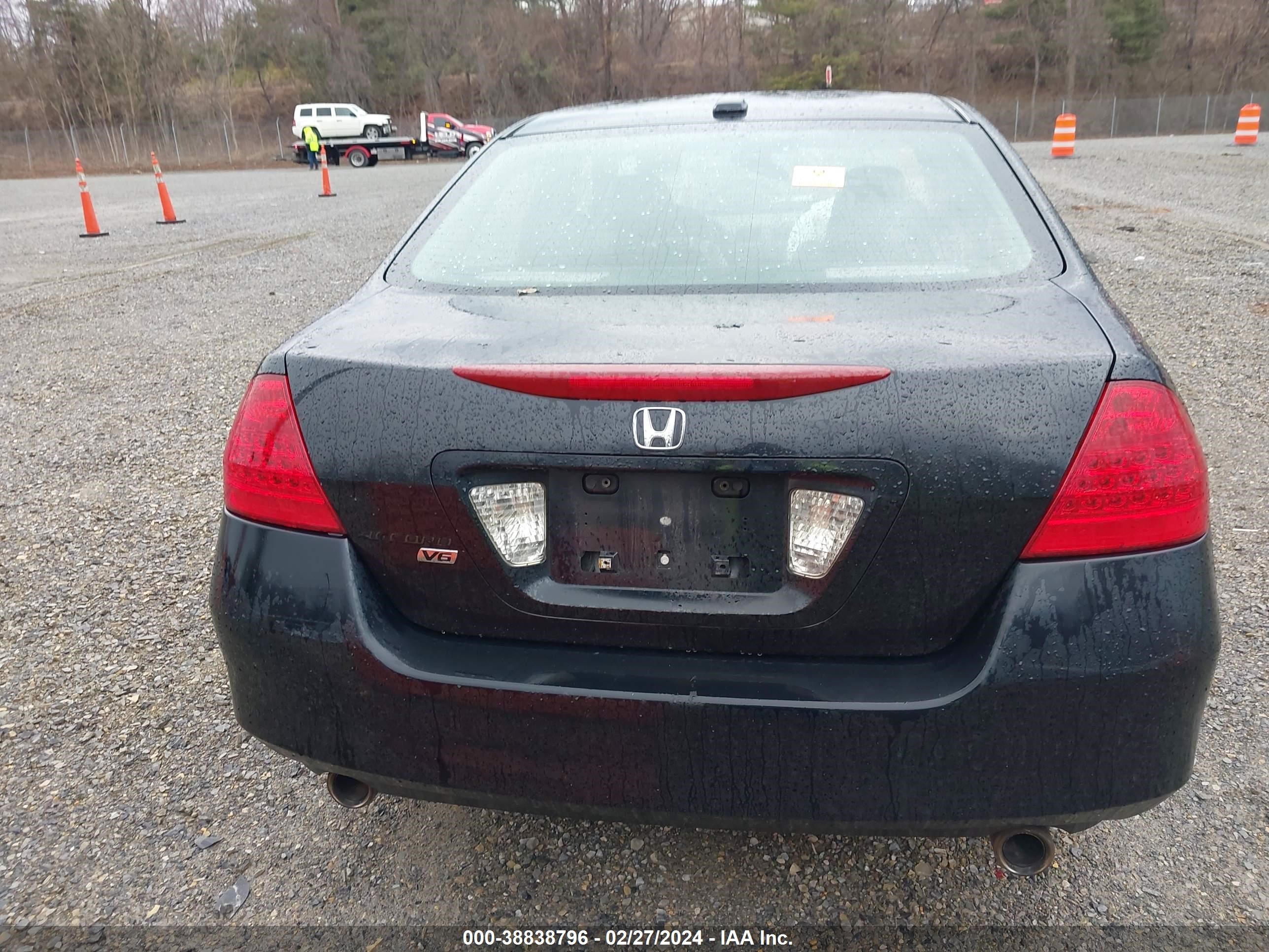 Photo 15 VIN: 1HGCM66577A002020 - HONDA ACCORD 