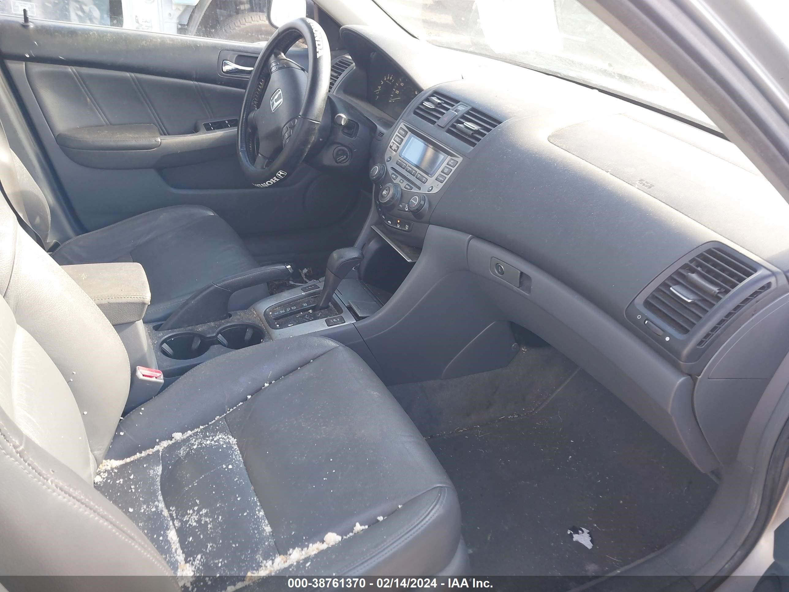 Photo 4 VIN: 1HGCM66587A044681 - HONDA ACCORD 