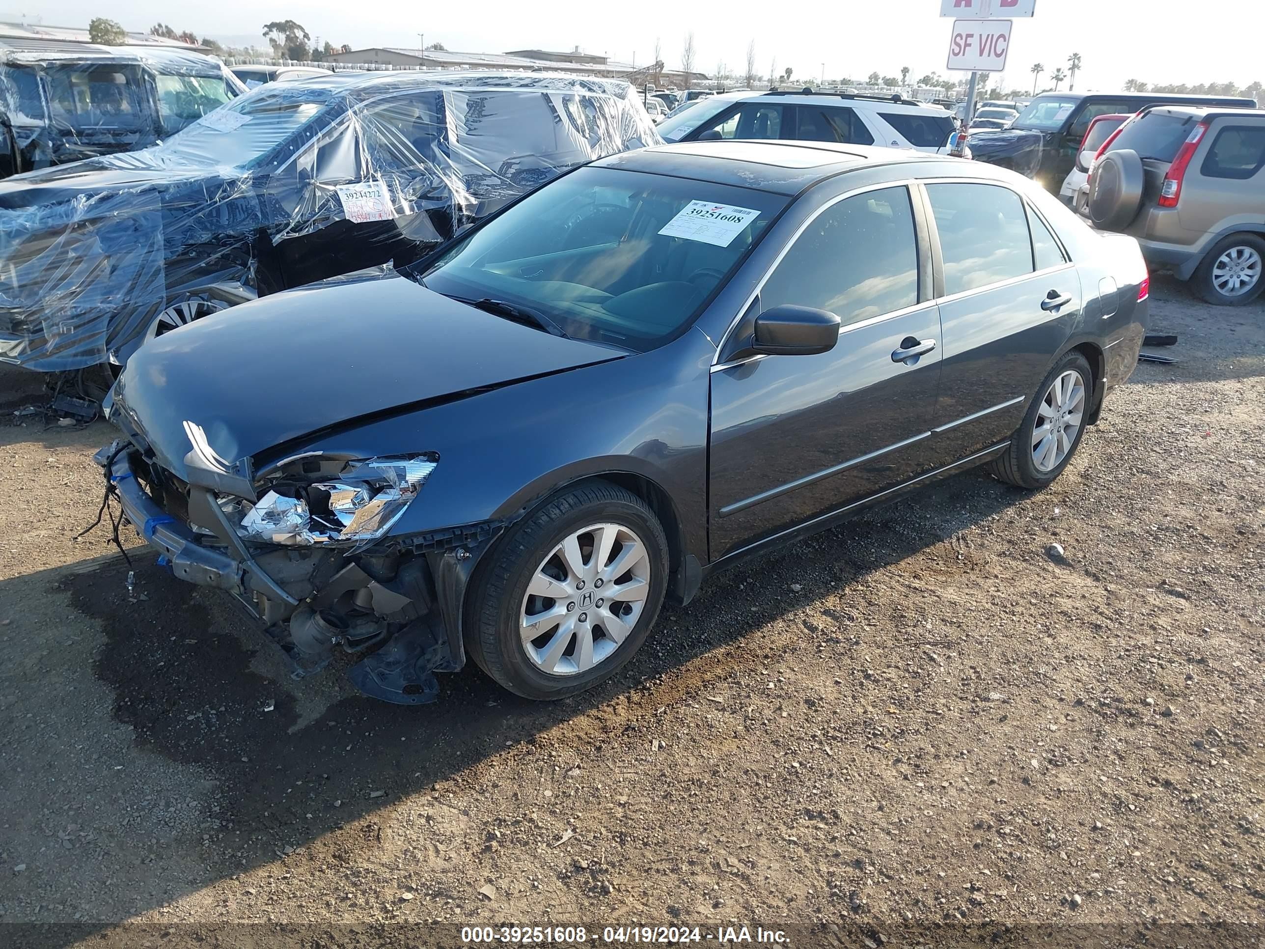 Photo 1 VIN: 1HGCM66587A084355 - HONDA ACCORD 