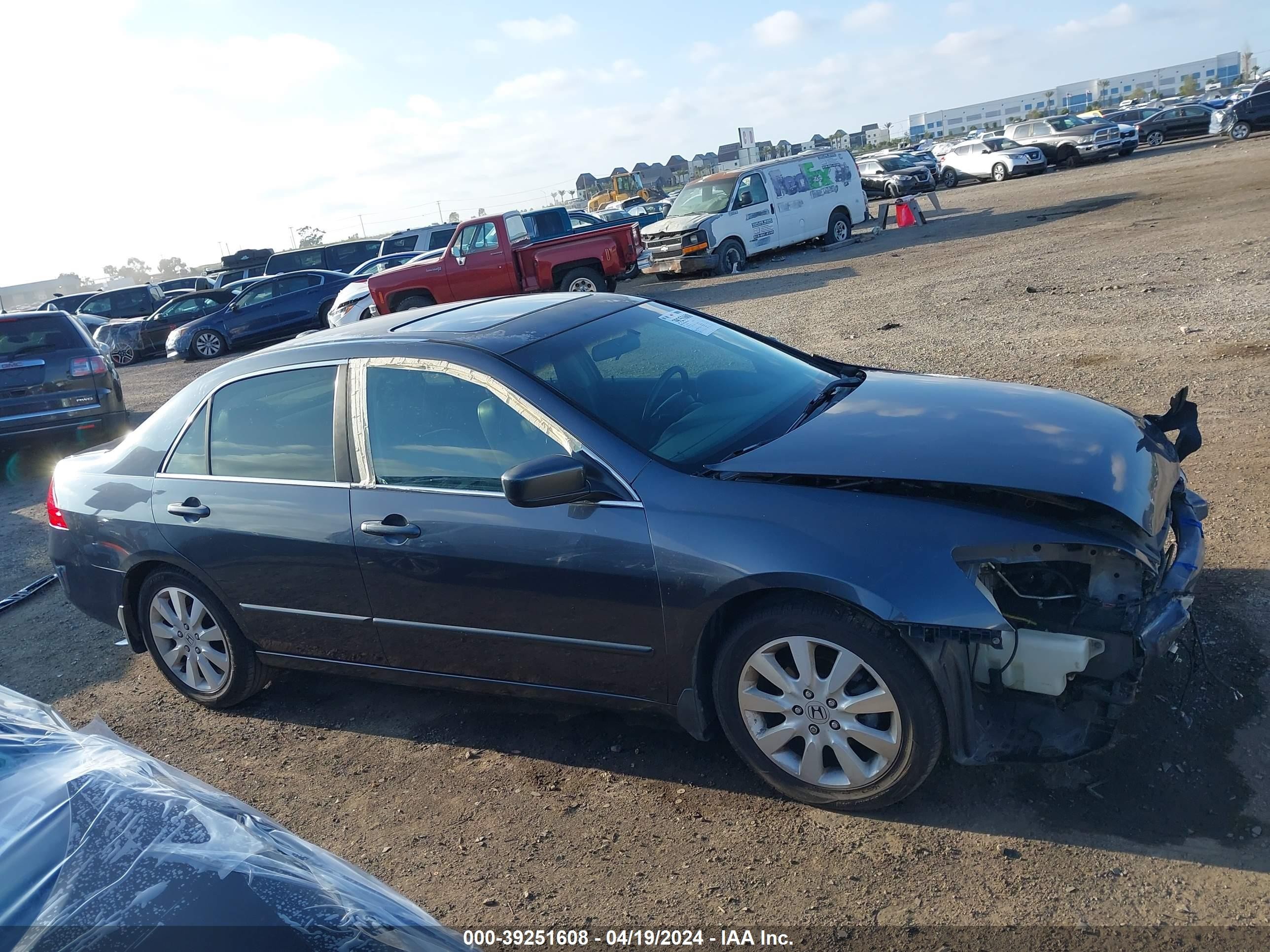 Photo 12 VIN: 1HGCM66587A084355 - HONDA ACCORD 