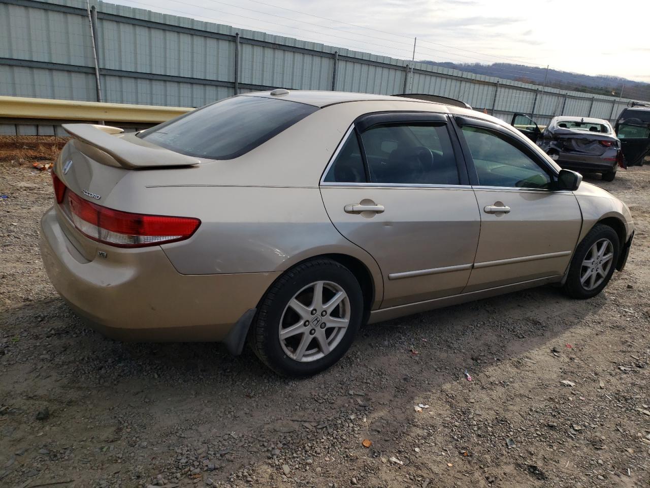 Photo 2 VIN: 1HGCM66594A024306 - HONDA ACCORD 