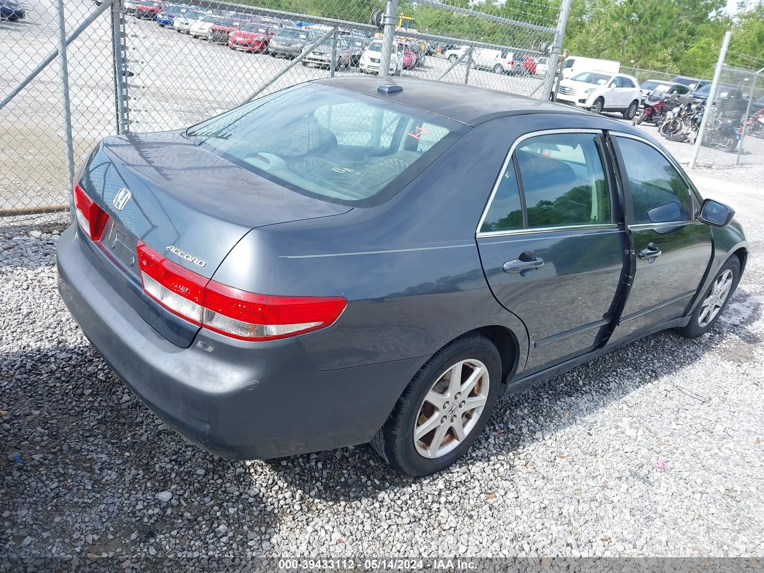 Photo 3 VIN: 1HGCM66594A026458 - HONDA ACCORD 