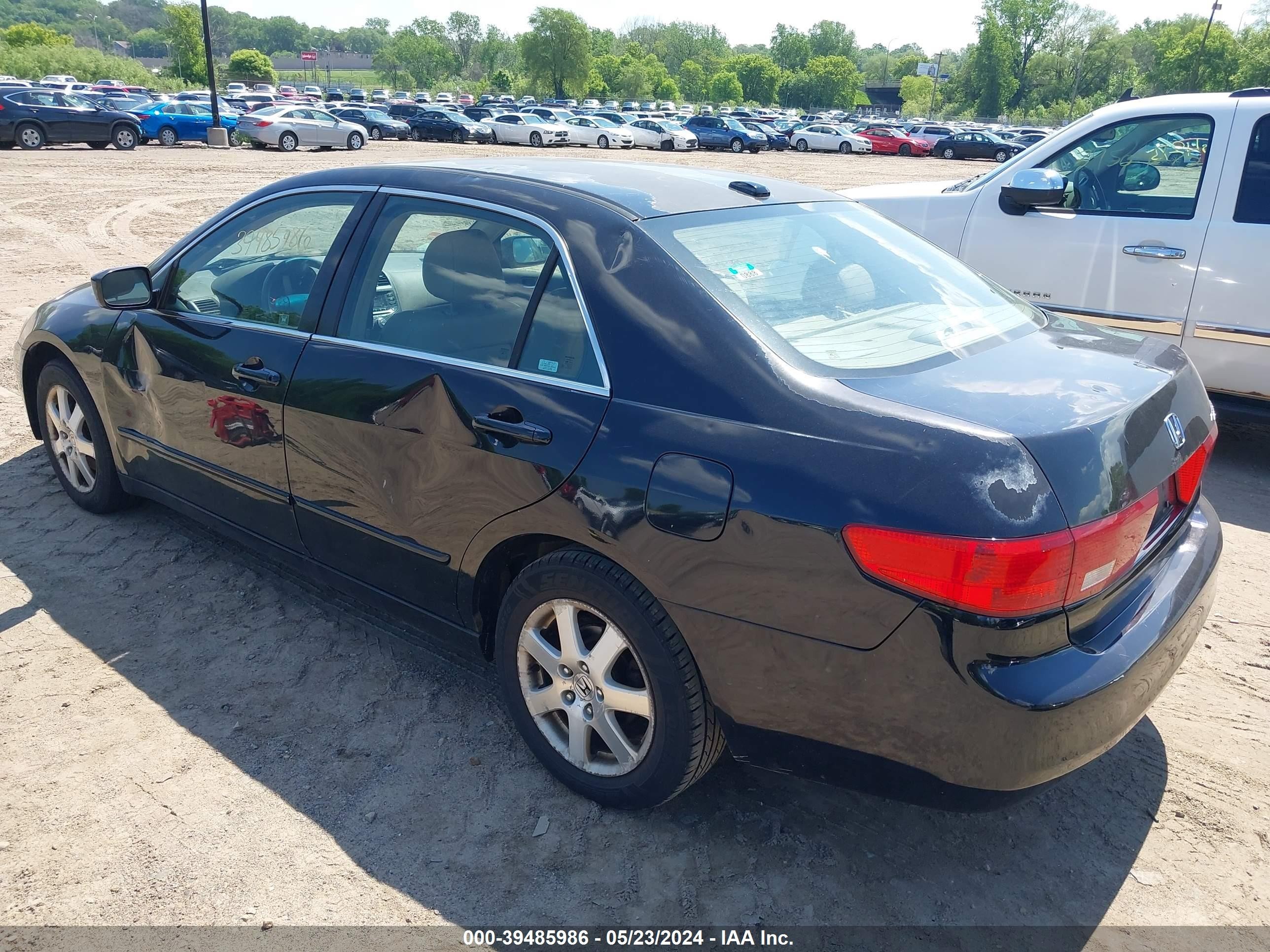 Photo 2 VIN: 1HGCM66595A011458 - HONDA ACCORD 