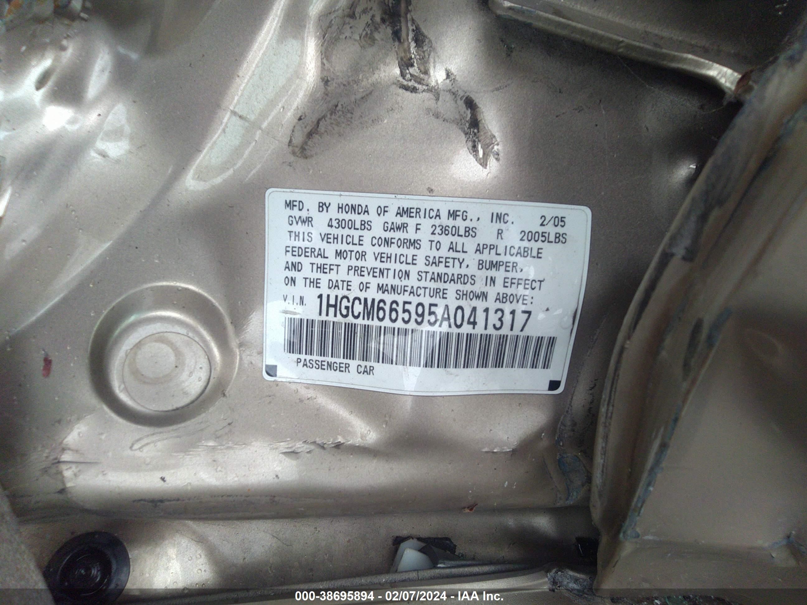 Photo 8 VIN: 1HGCM66595A041317 - HONDA ACCORD 