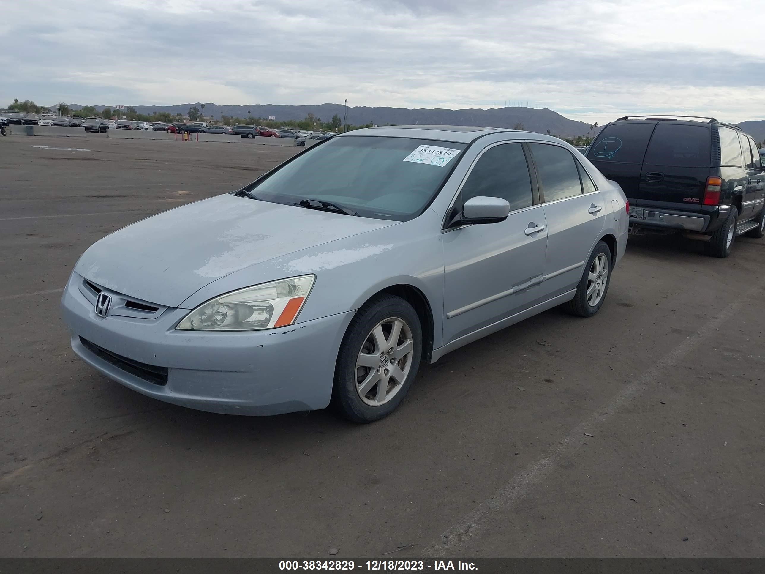 Photo 1 VIN: 1HGCM66595A052897 - HONDA ACCORD 