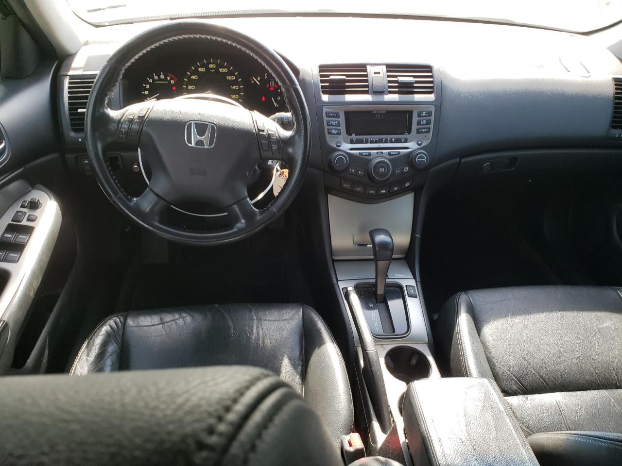 Photo 7 VIN: 1HGCM66596A001031 - HONDA ACCORD 