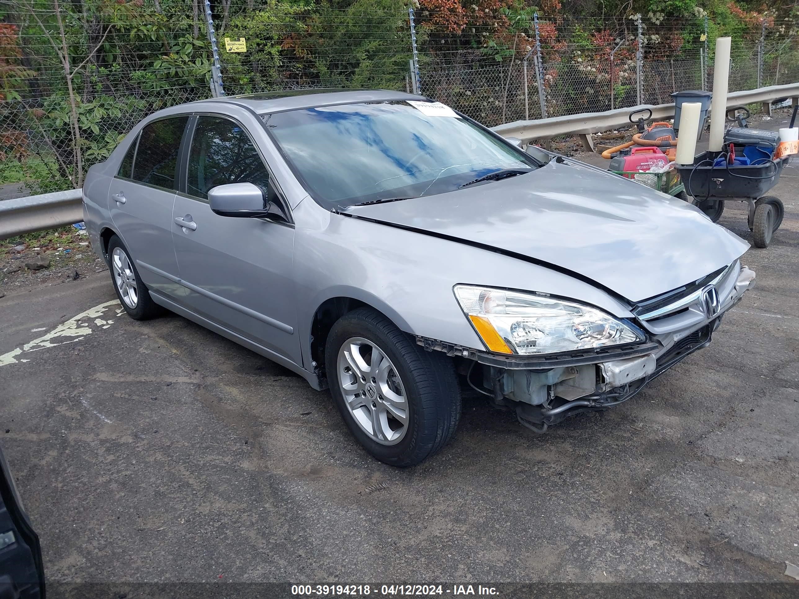 Photo 0 VIN: 1HGCM66596A039696 - HONDA ACCORD 