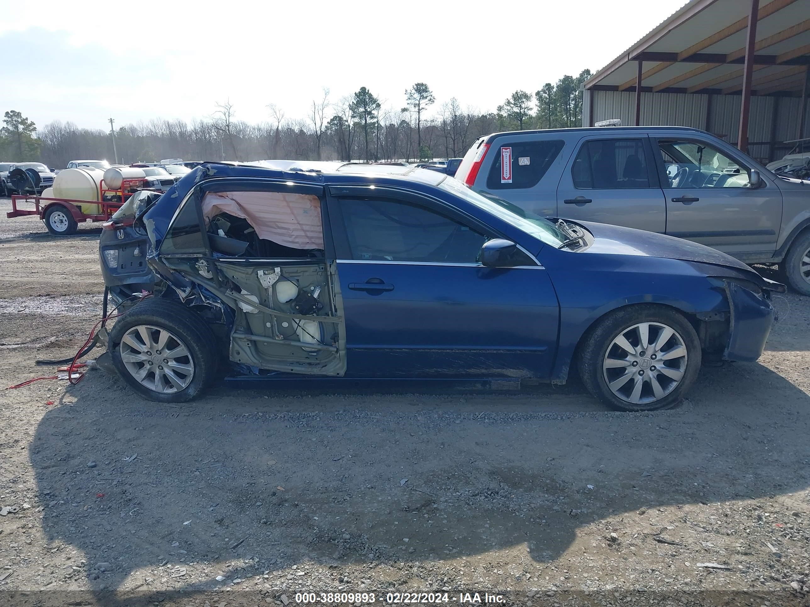 Photo 12 VIN: 1HGCM66596A044669 - HONDA ACCORD 