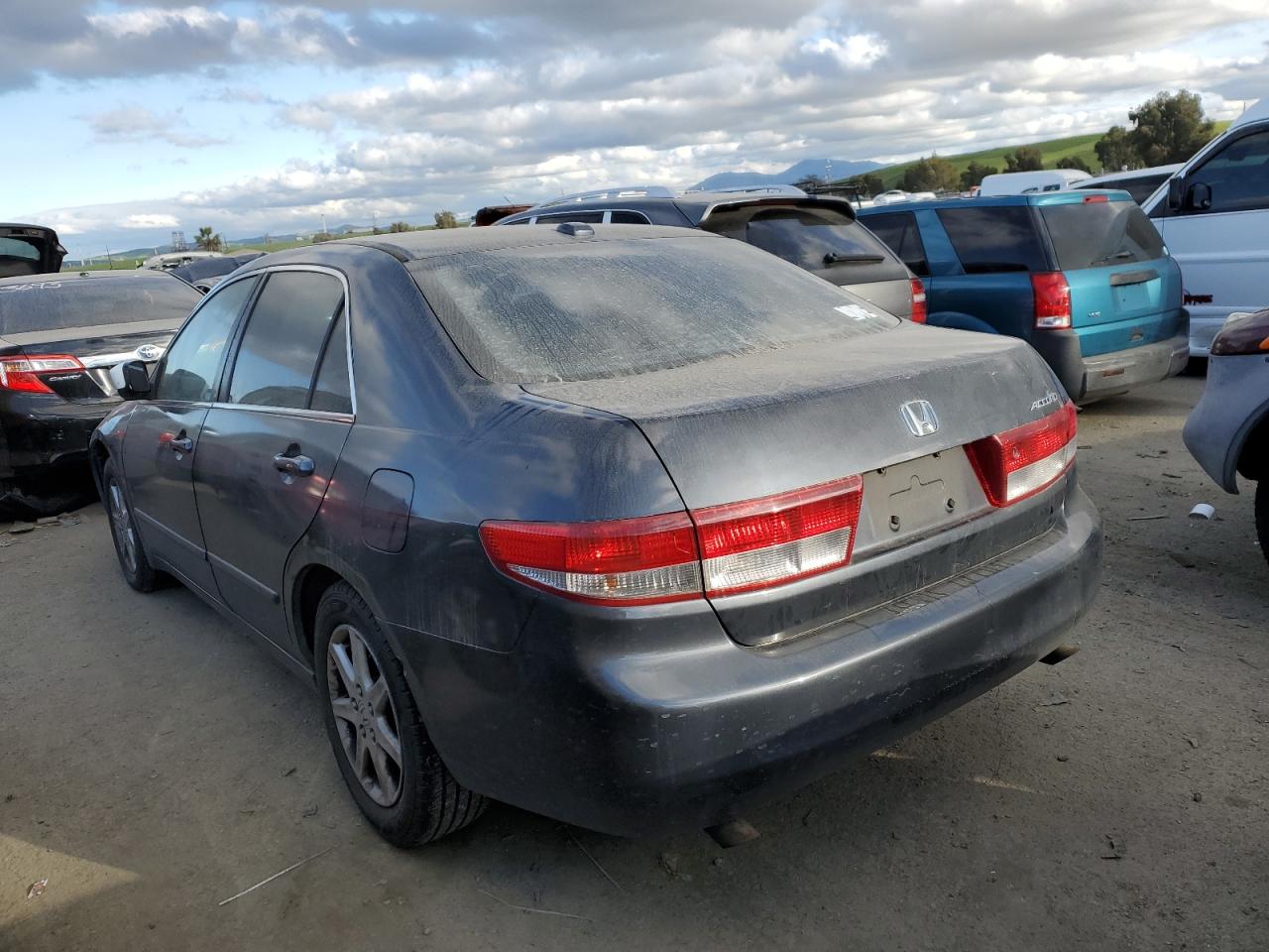 Photo 1 VIN: 1HGCM665X4A048355 - HONDA ACCORD 