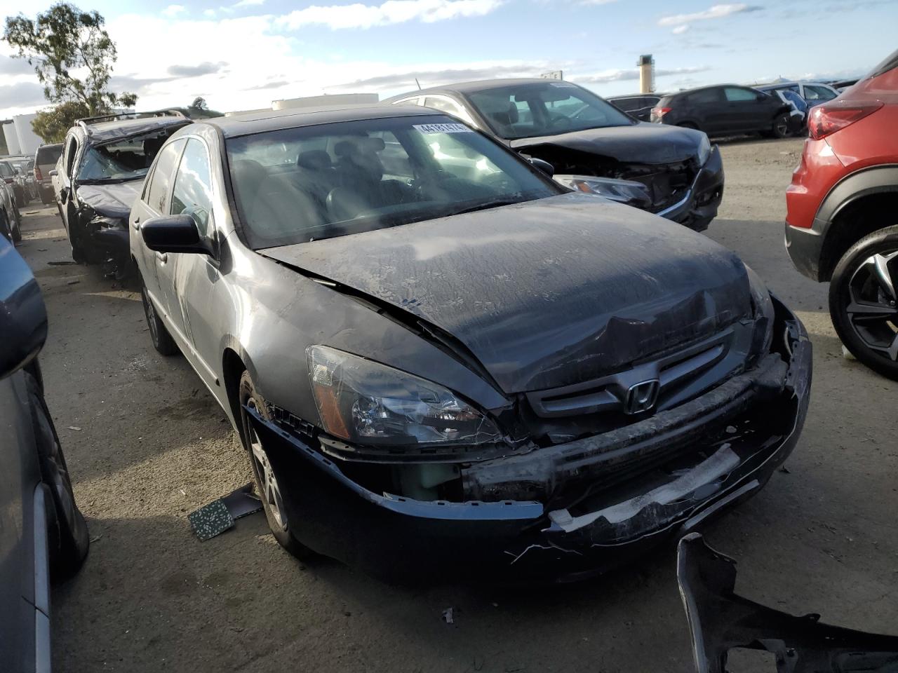 Photo 3 VIN: 1HGCM665X4A048355 - HONDA ACCORD 