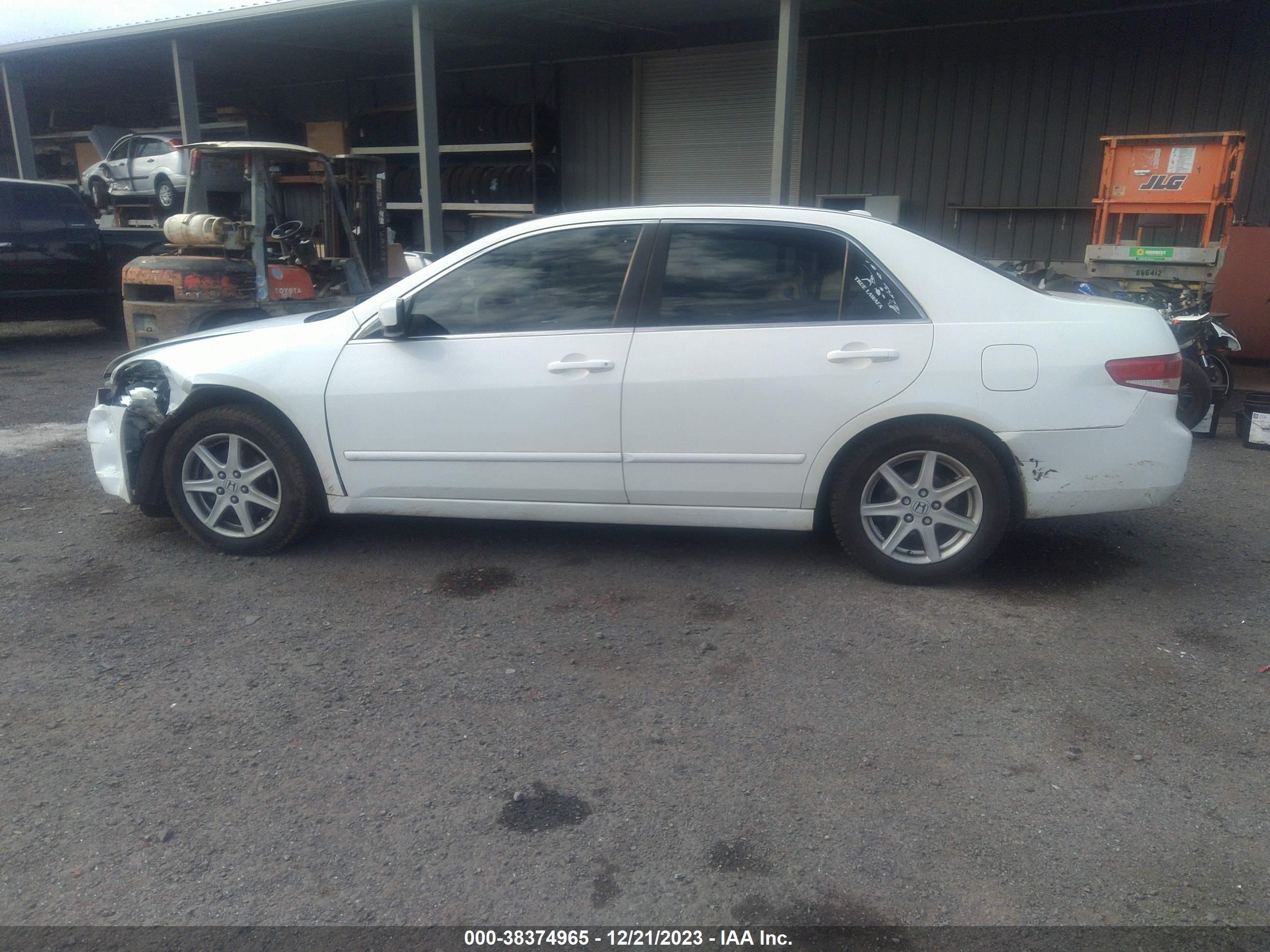 Photo 12 VIN: 1HGCM665X4A070386 - HONDA ACCORD 