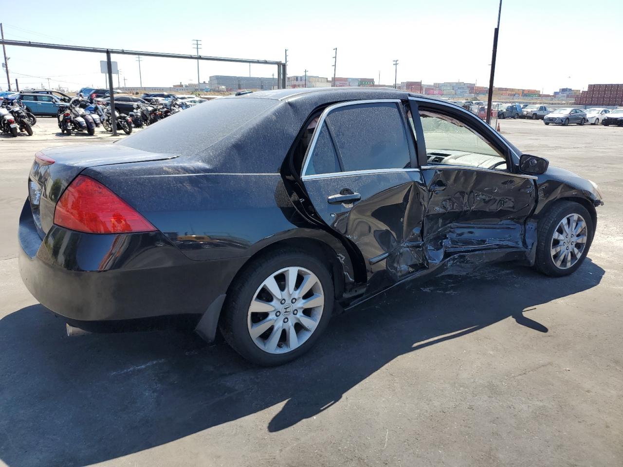 Photo 2 VIN: 1HGCM66807A009160 - HONDA ACCORD 