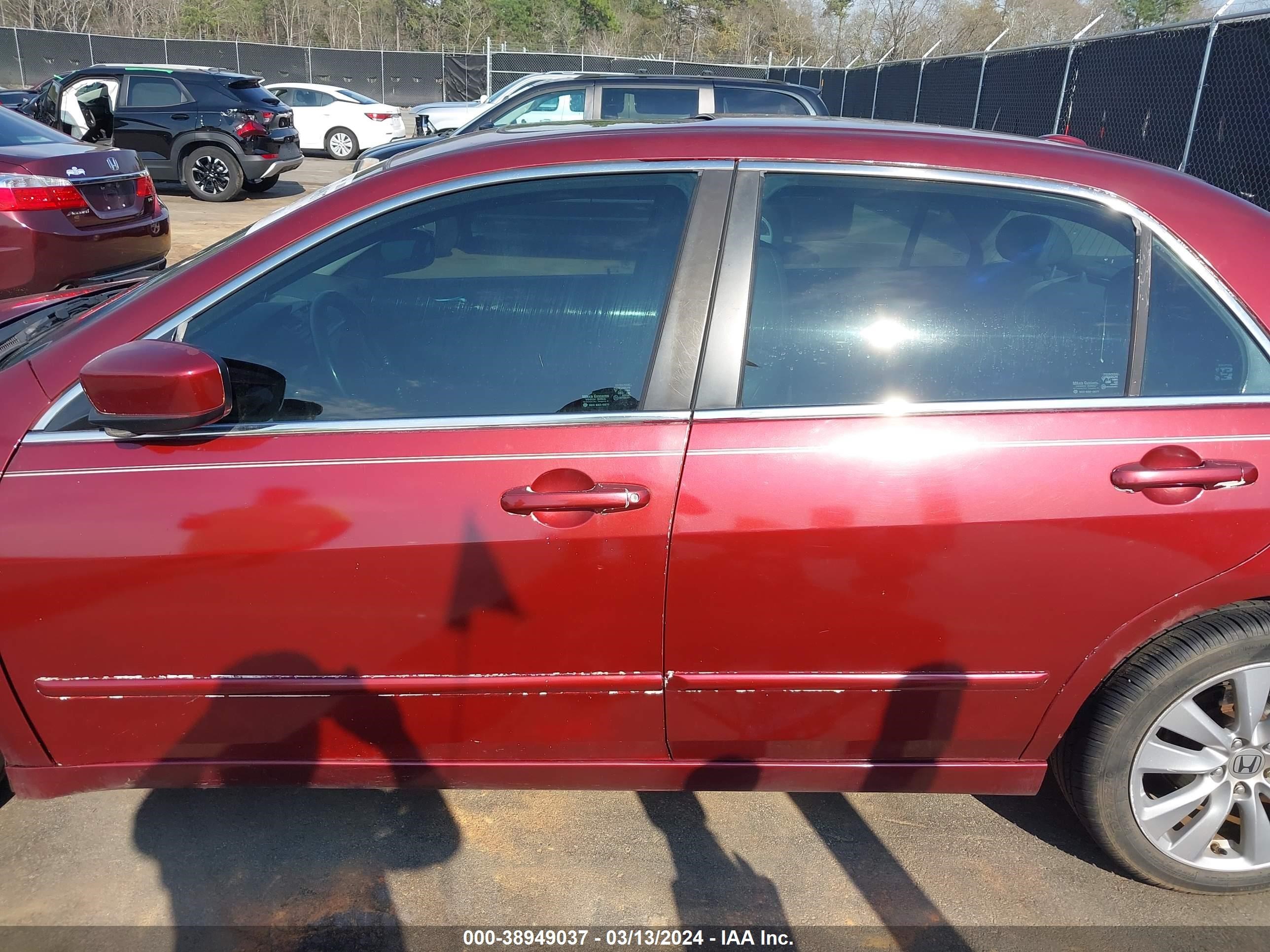 Photo 13 VIN: 1HGCM66816A071259 - HONDA ACCORD 