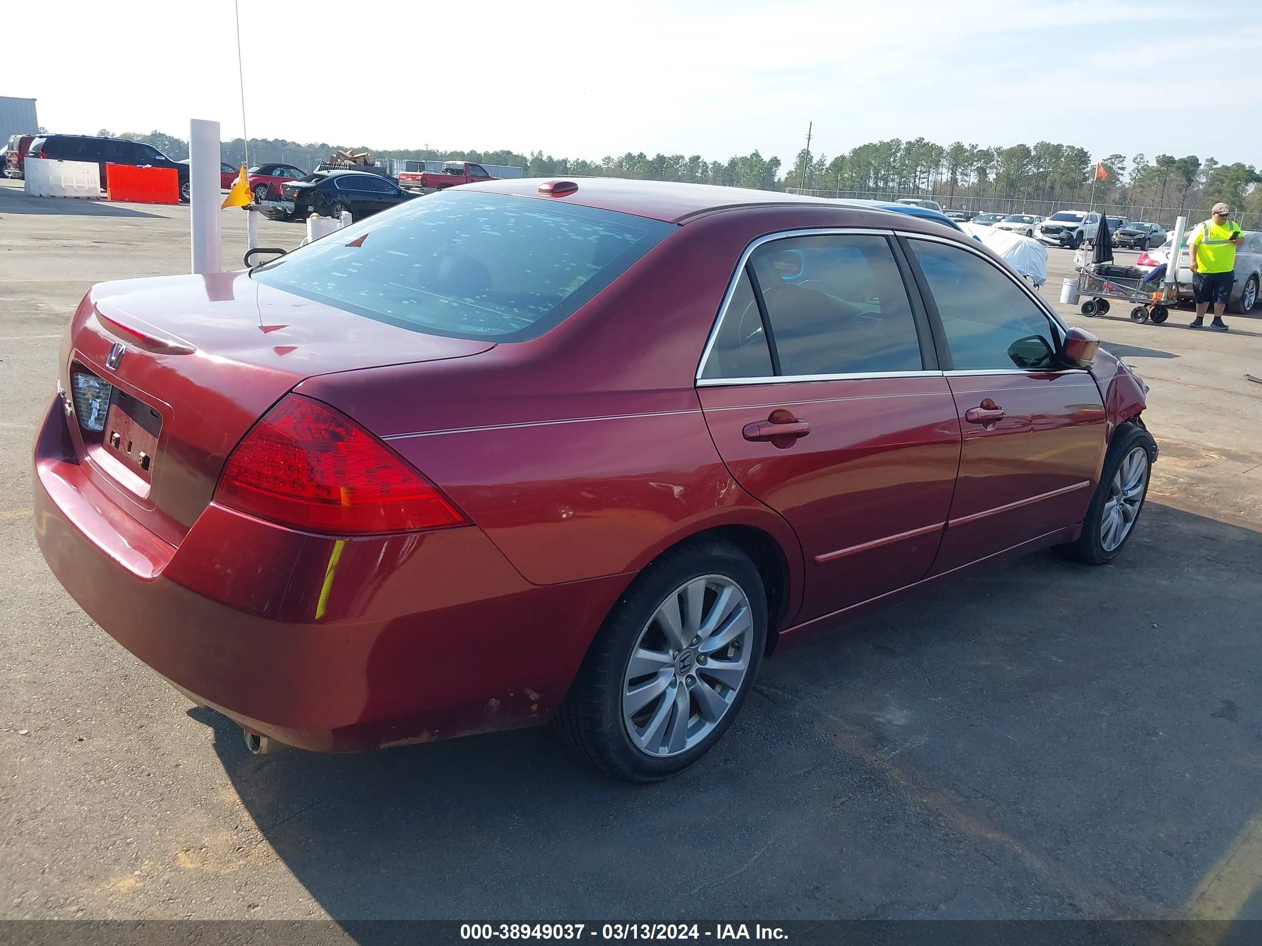 Photo 3 VIN: 1HGCM66816A071259 - HONDA ACCORD 