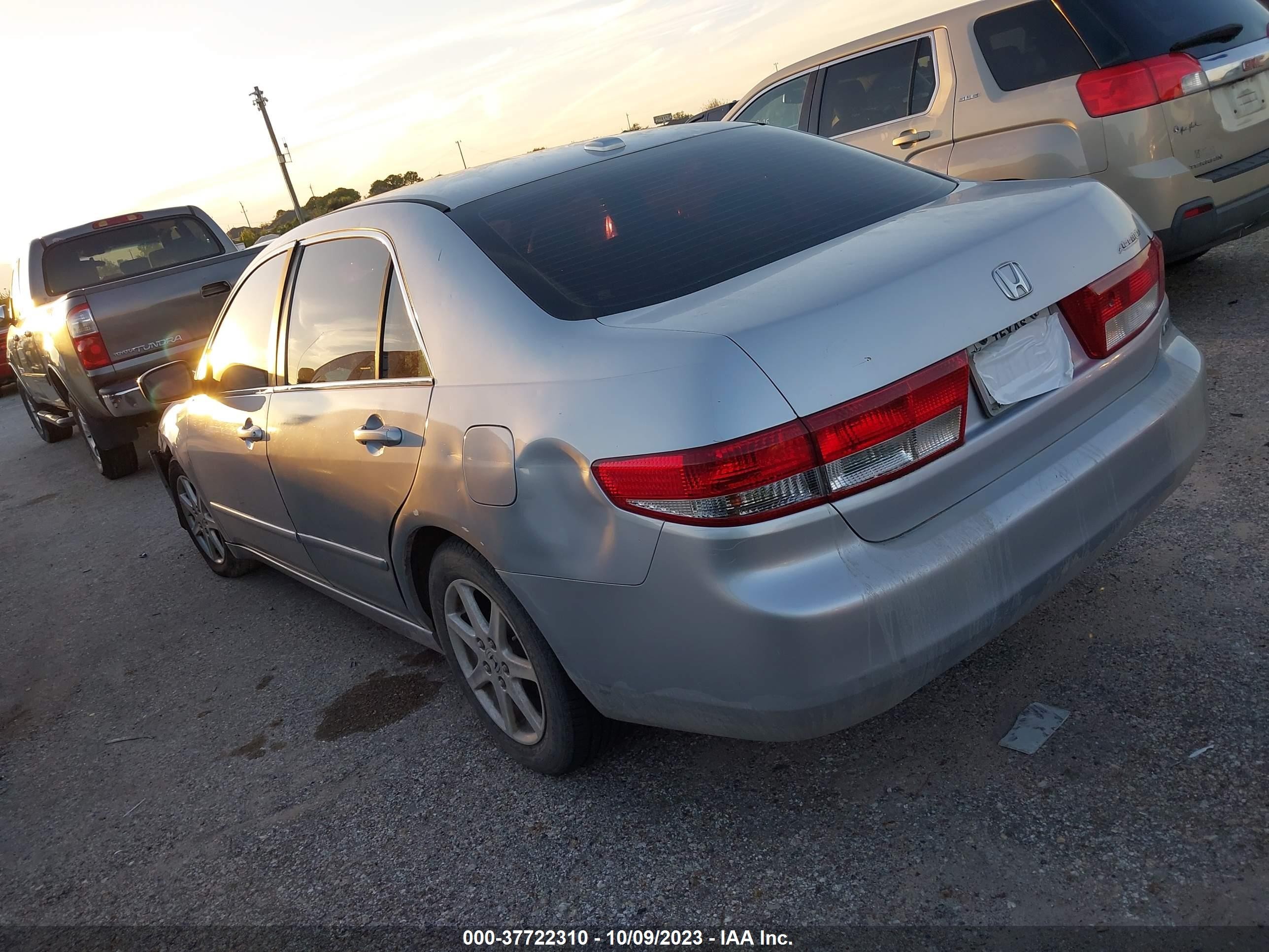 Photo 2 VIN: 1HGCM66834A014526 - HONDA ACCORD 