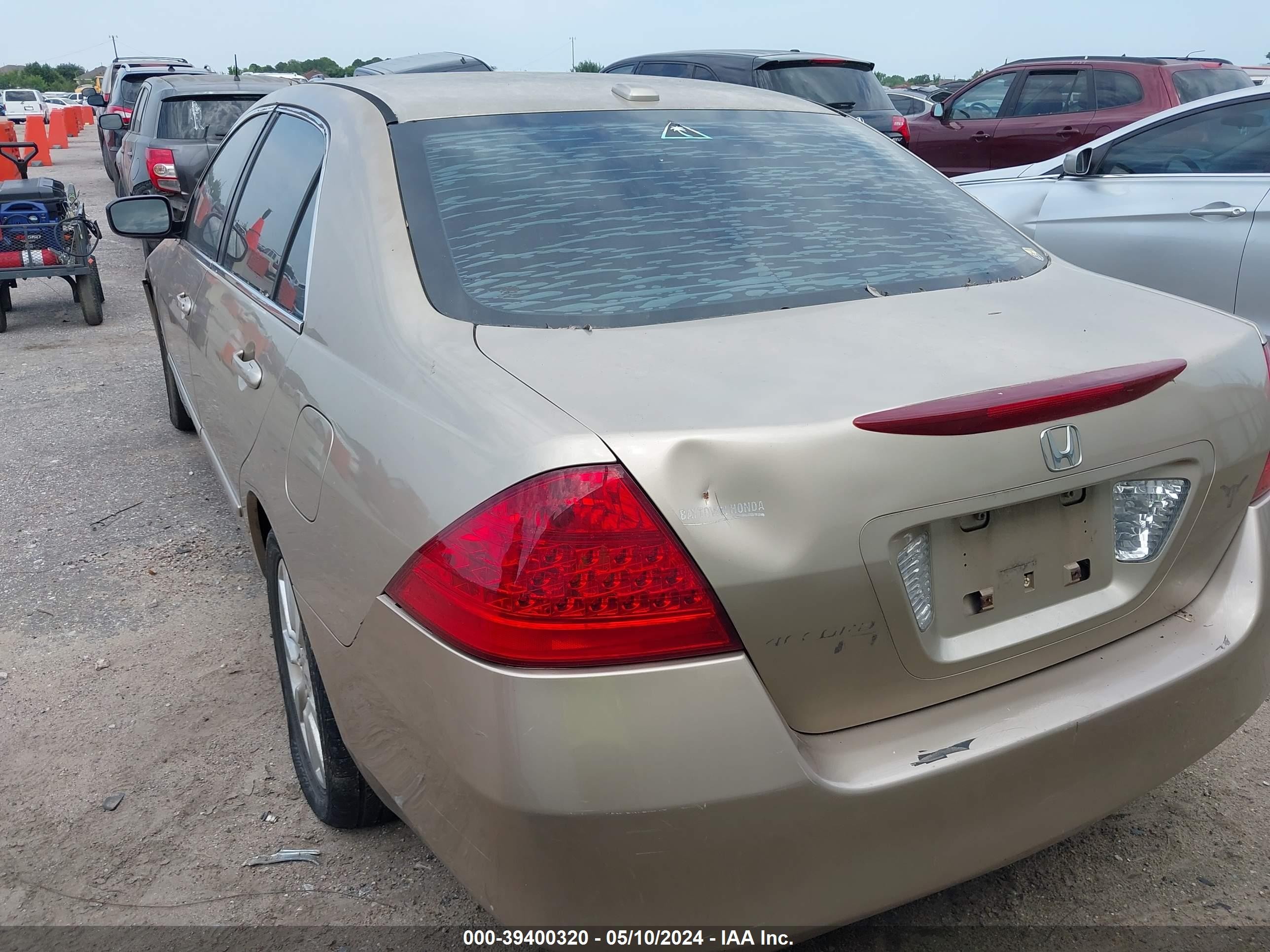 Photo 2 VIN: 1HGCM66837A028608 - HONDA ACCORD 