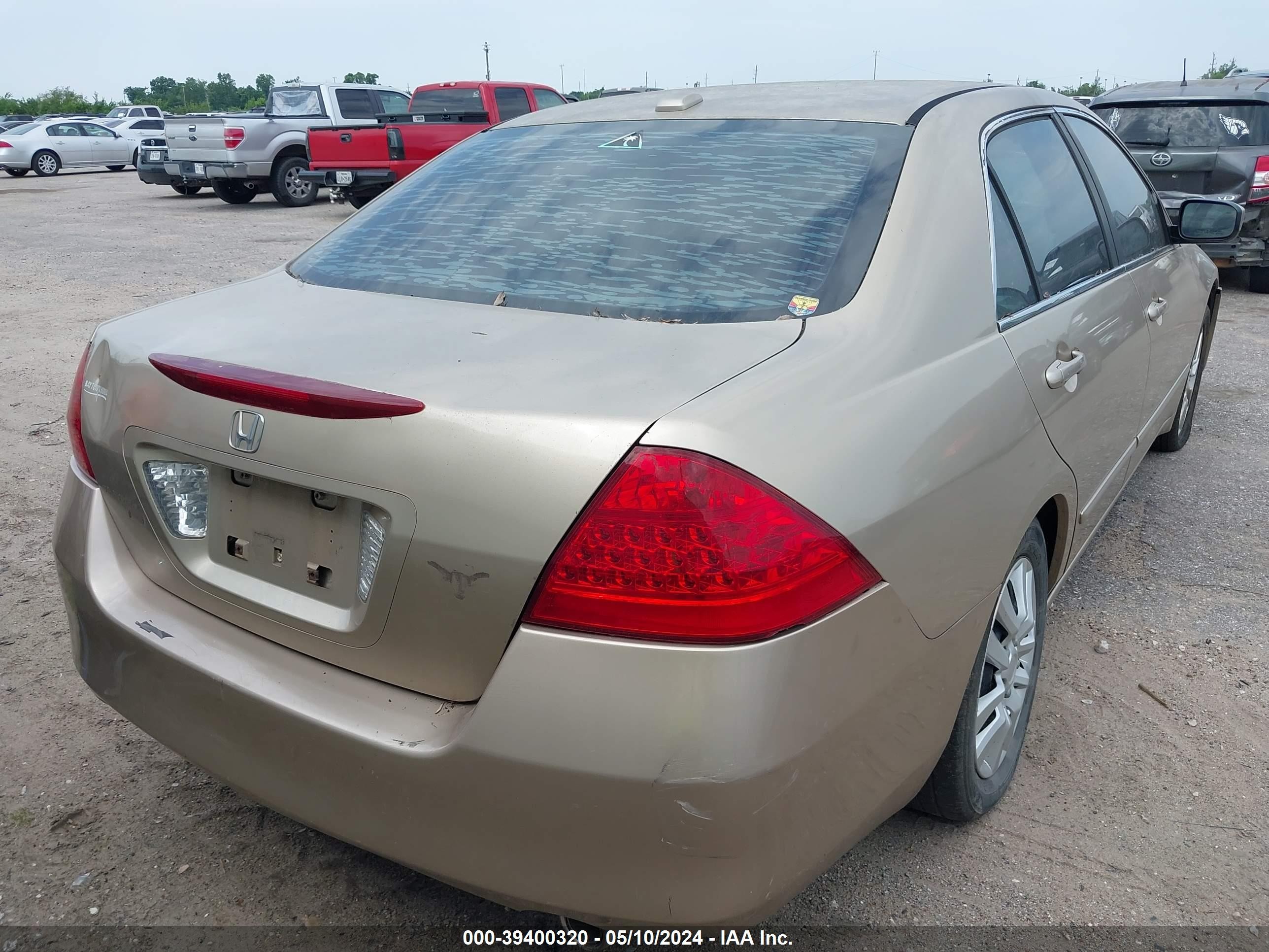 Photo 3 VIN: 1HGCM66837A028608 - HONDA ACCORD 