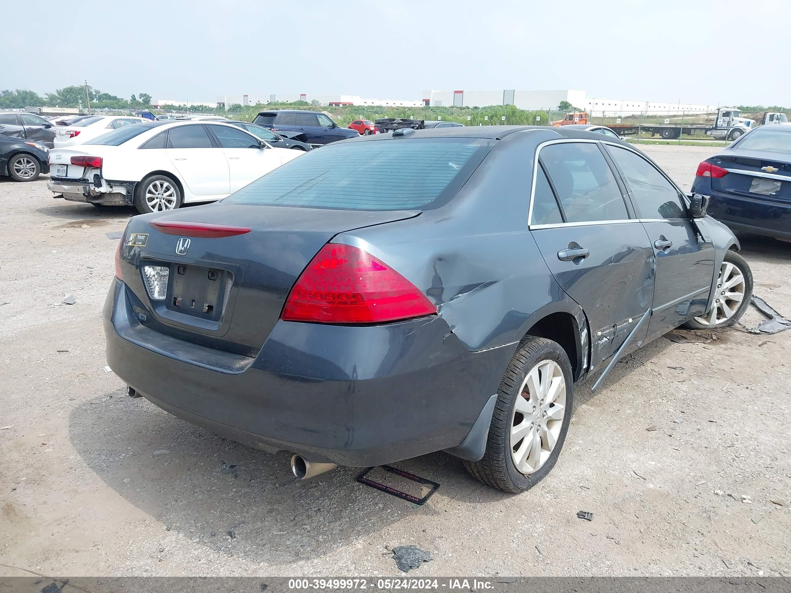 Photo 3 VIN: 1HGCM66856A001473 - HONDA ACCORD 