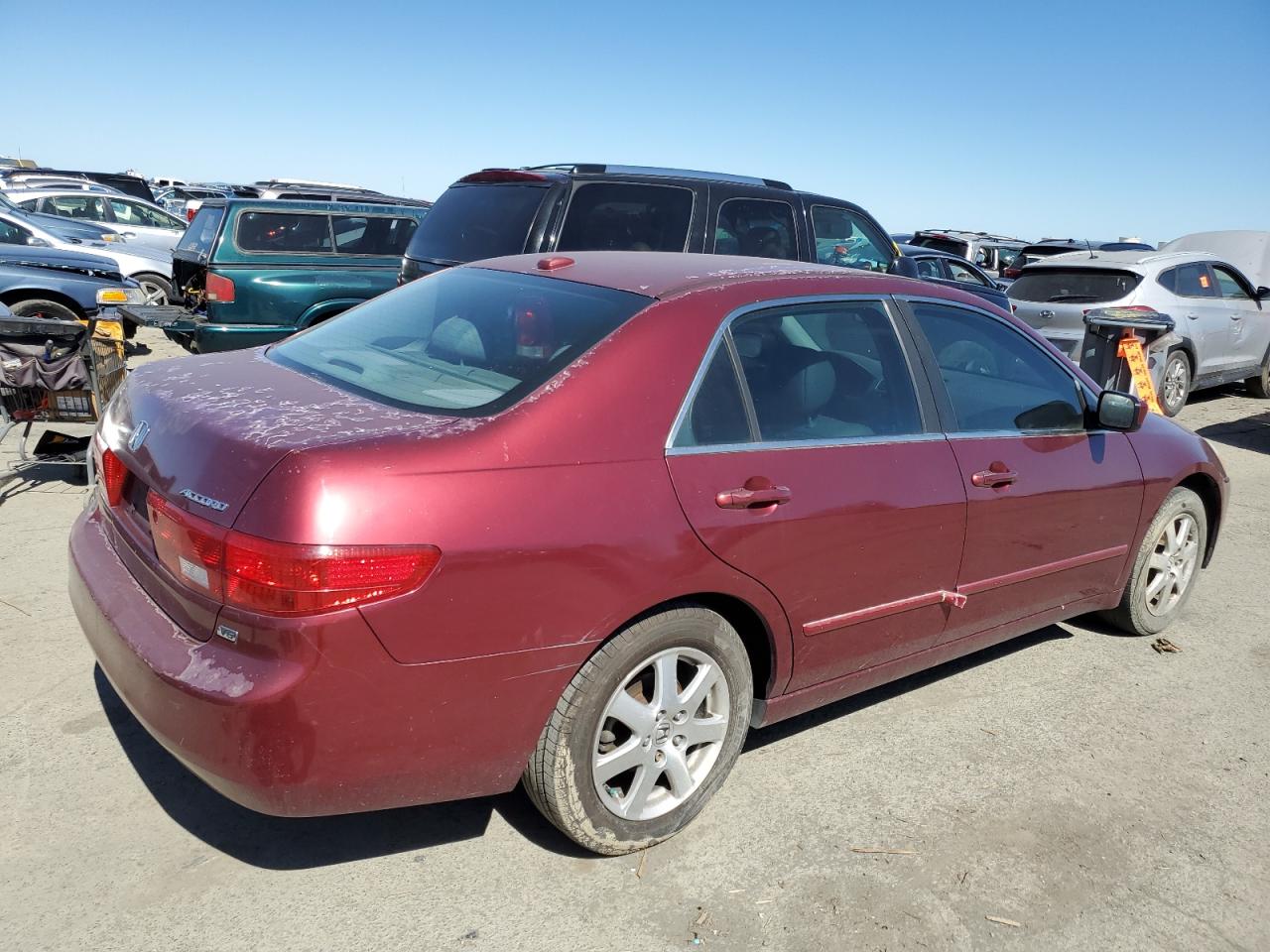 Photo 2 VIN: 1HGCM66865A063978 - HONDA ACCORD 