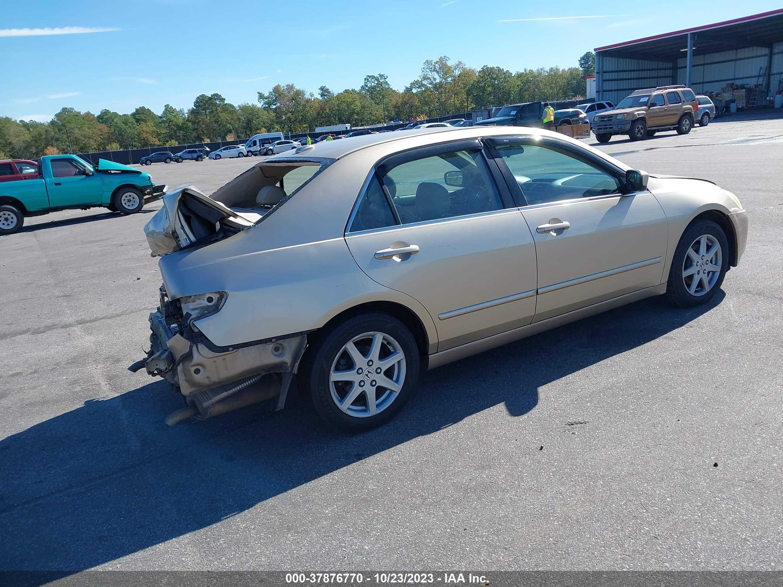 Photo 3 VIN: 1HGCM66874A090184 - HONDA ACCORD 