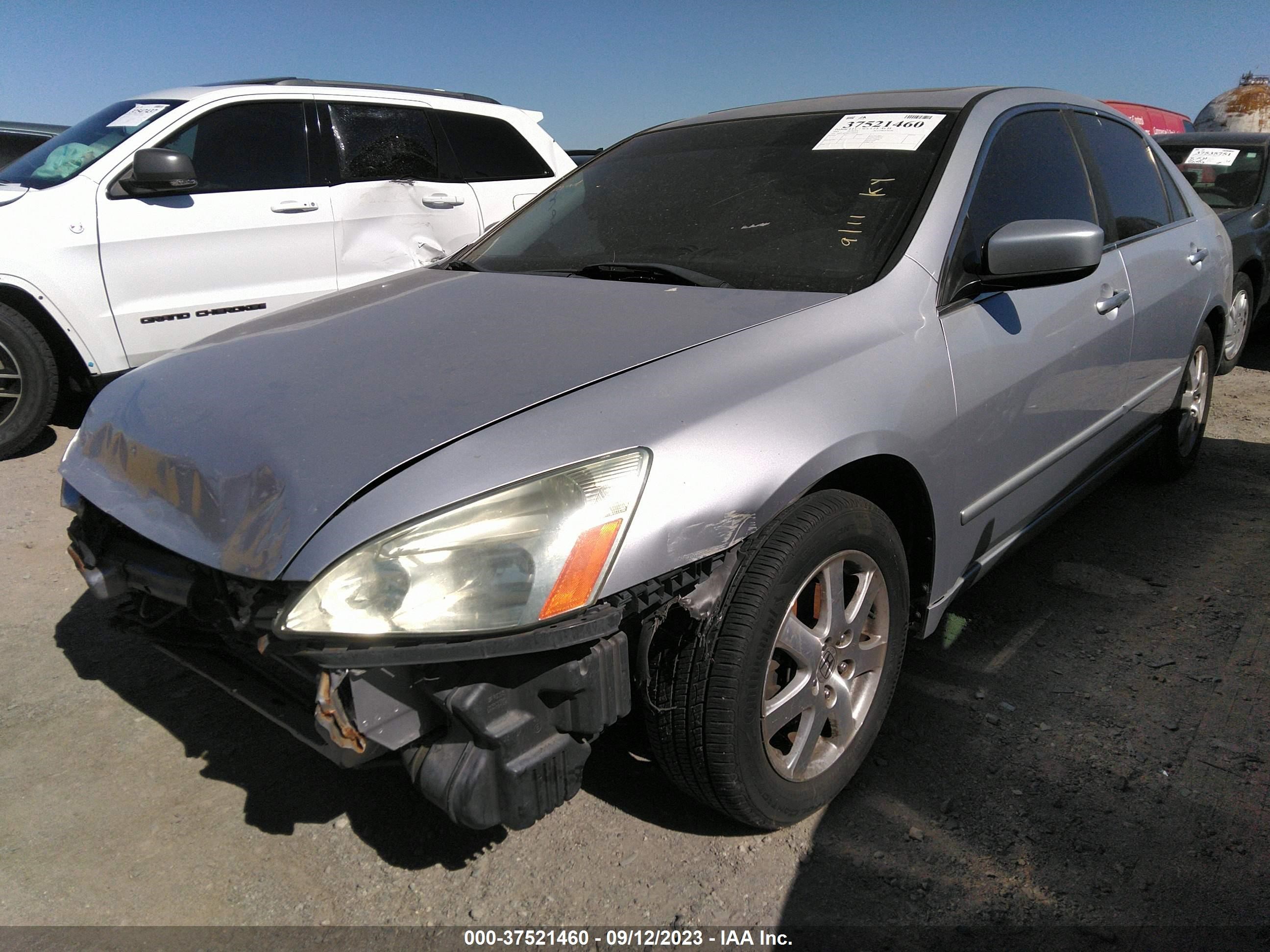 Photo 1 VIN: 1HGCM66885A008660 - HONDA ACCORD 