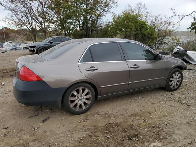 Photo 2 VIN: 1HGCM668X7A029500 - HONDA ACCORD 