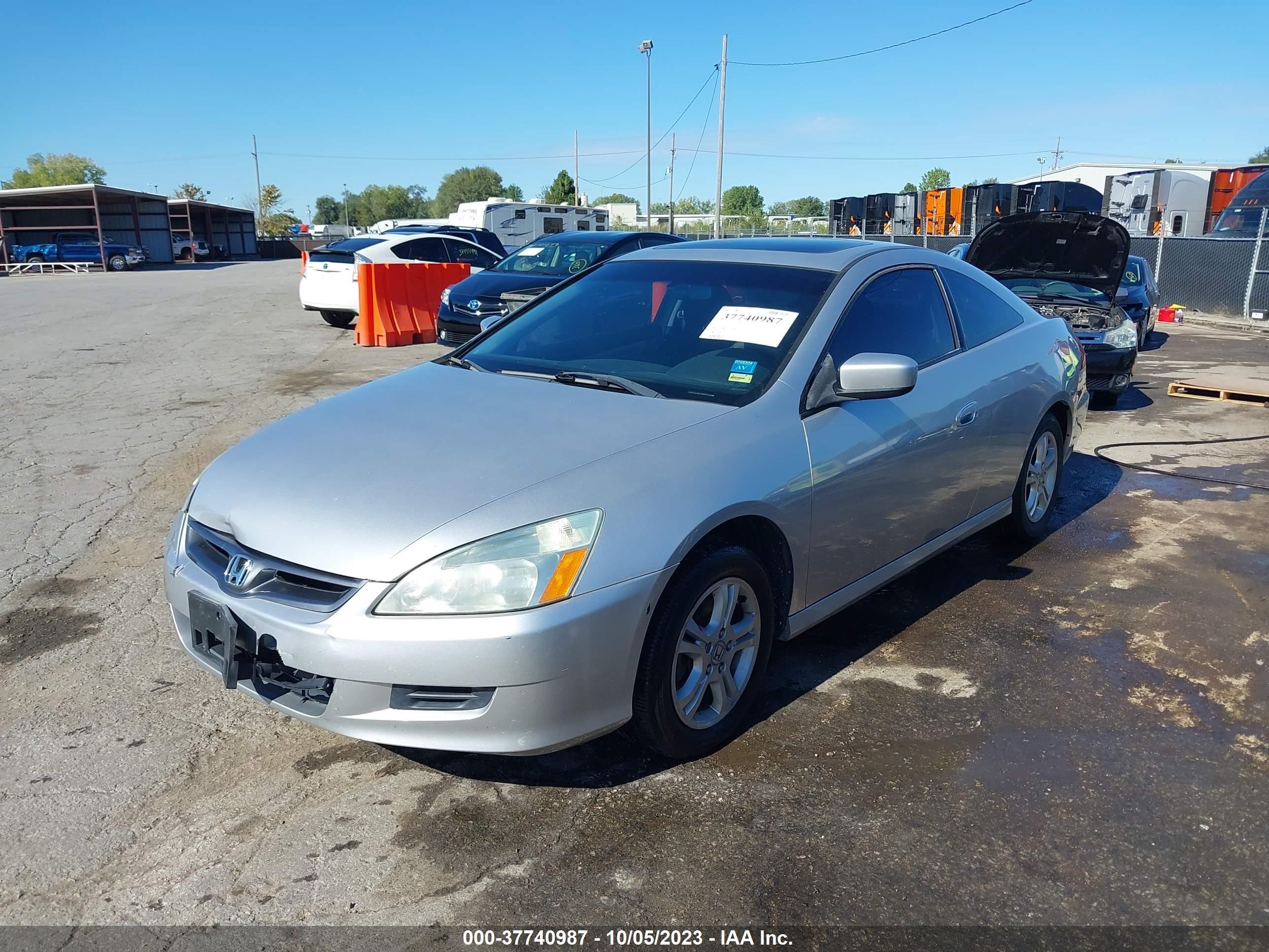 Photo 1 VIN: 1HGCM71786A005229 - HONDA ACCORD 