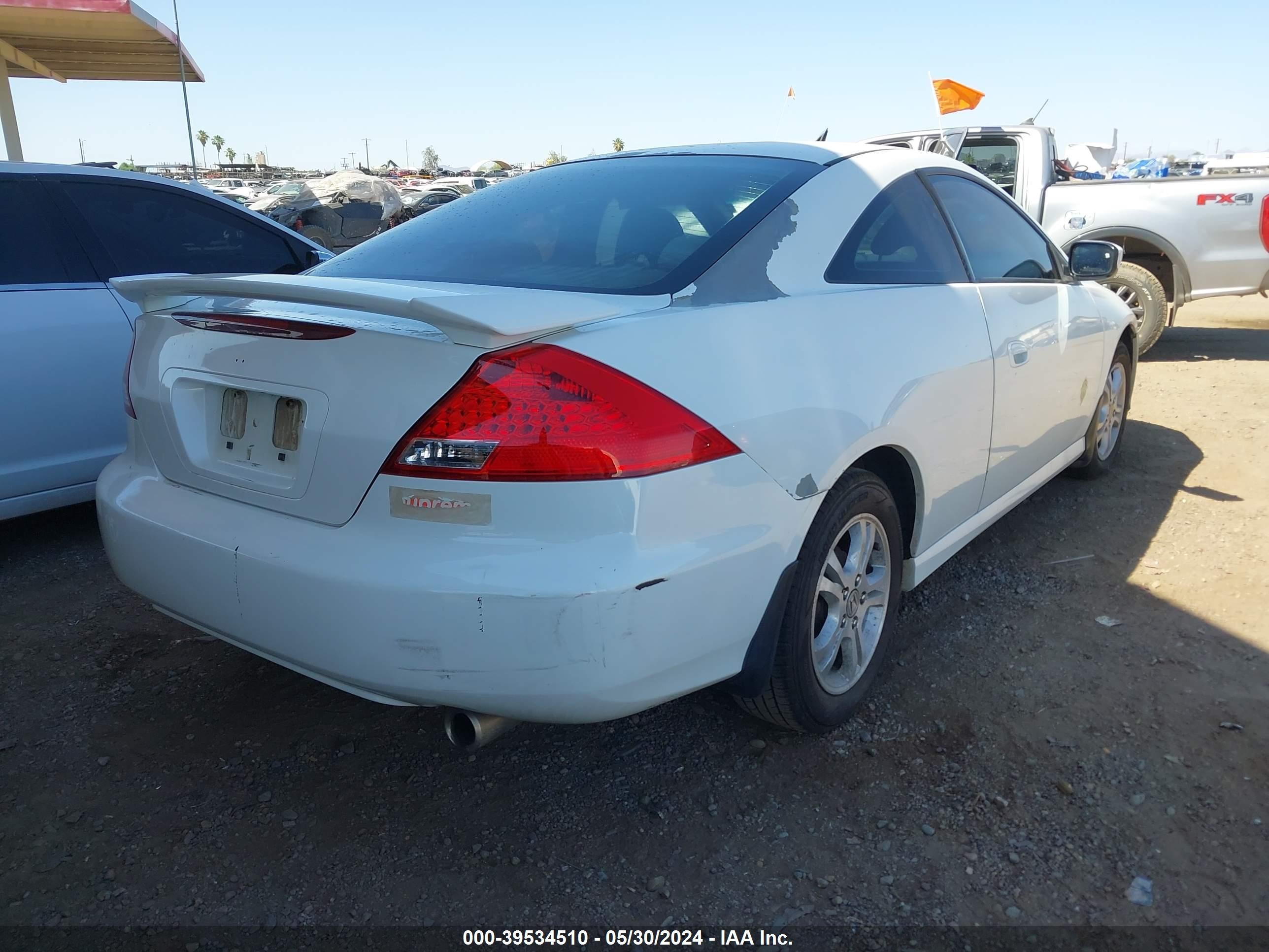 Photo 3 VIN: 1HGCM72327A011153 - HONDA ACCORD 