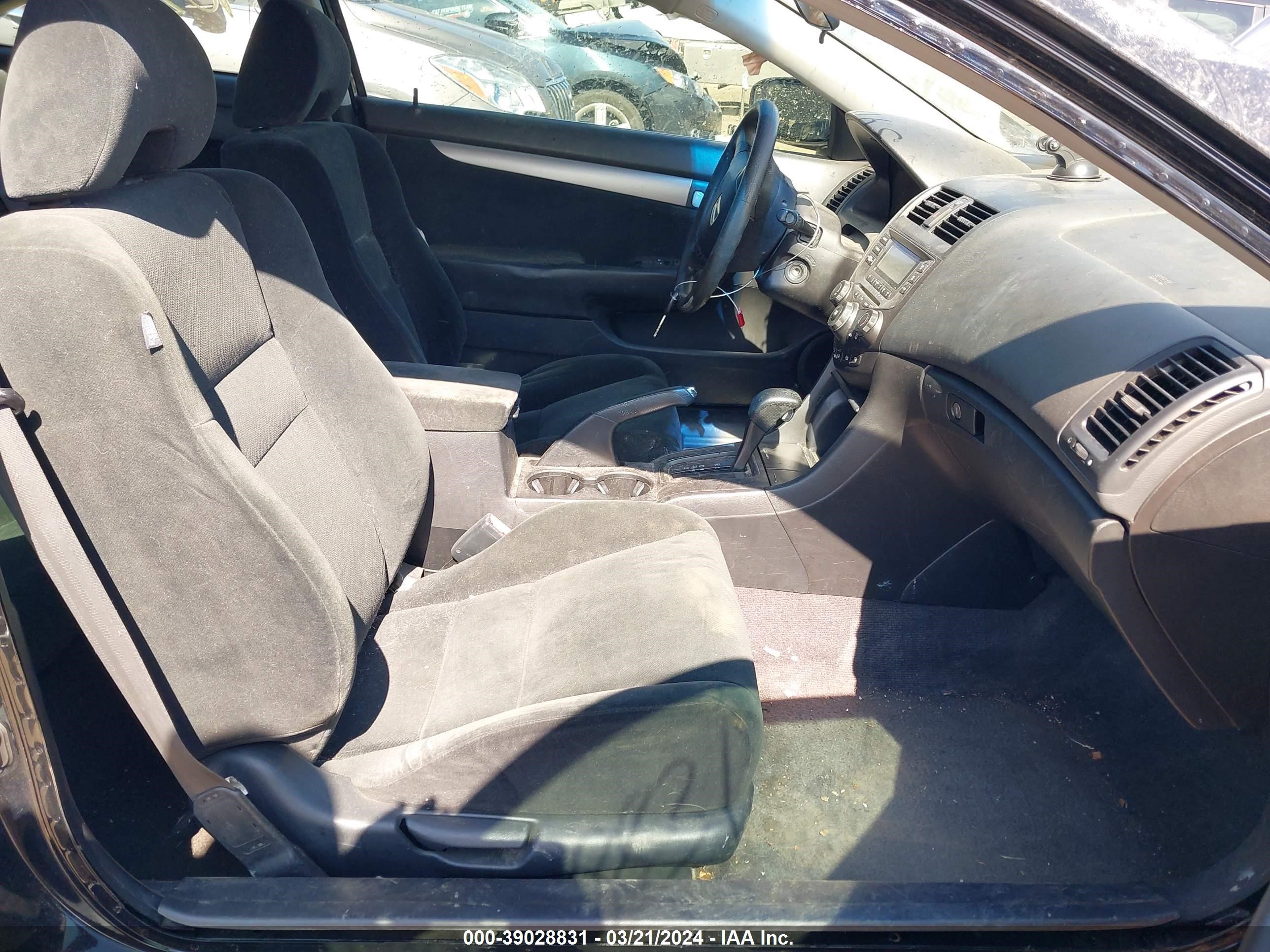 Photo 4 VIN: 1HGCM72346A007491 - HONDA ACCORD 