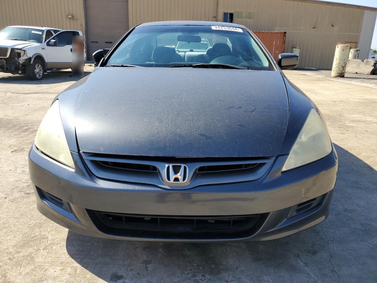 Photo 4 VIN: 1HGCM72346A015736 - HONDA ACCORD 