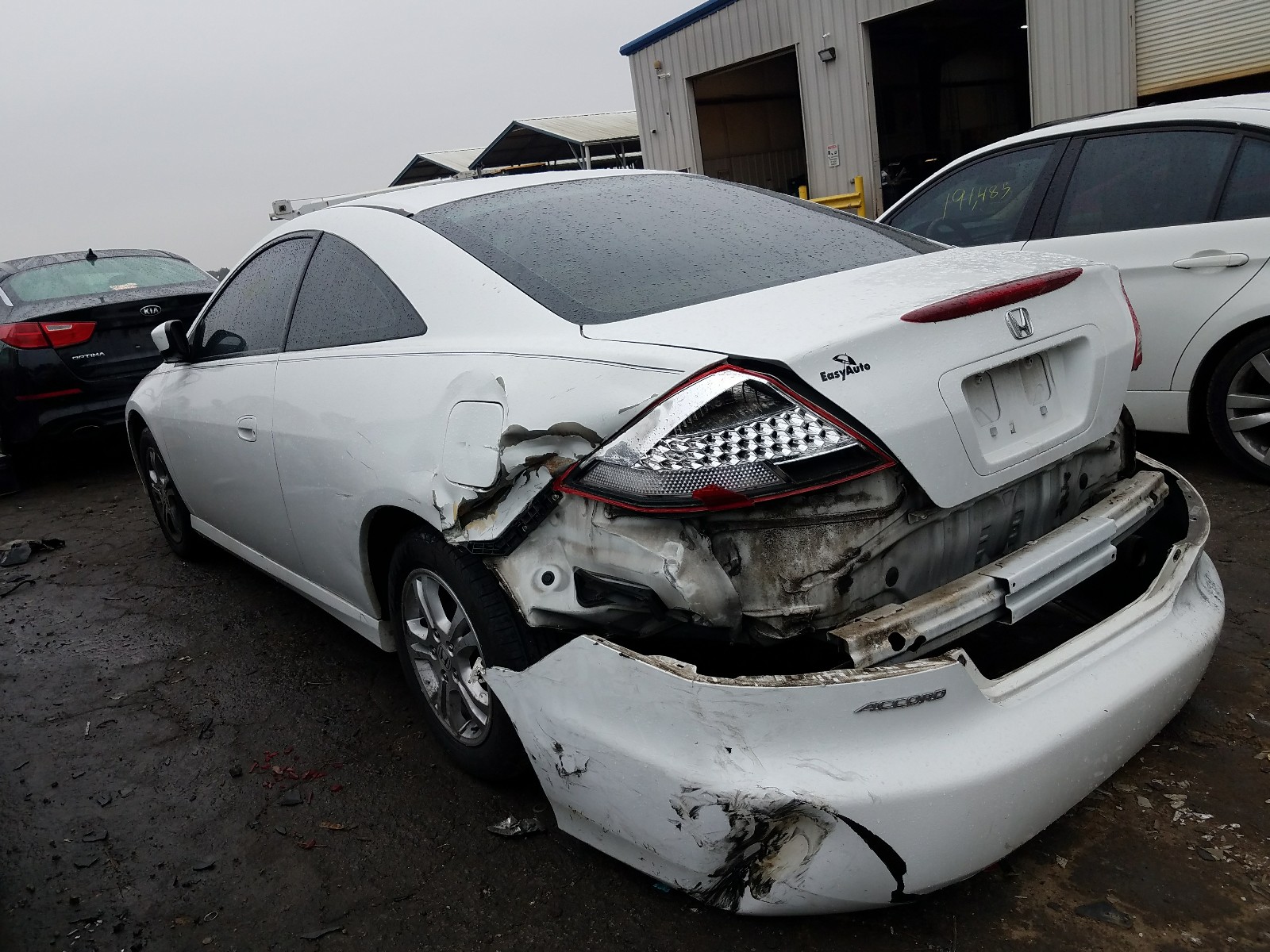 Photo 2 VIN: 1HGCM72347A006889 - HONDA ACCORD LX 