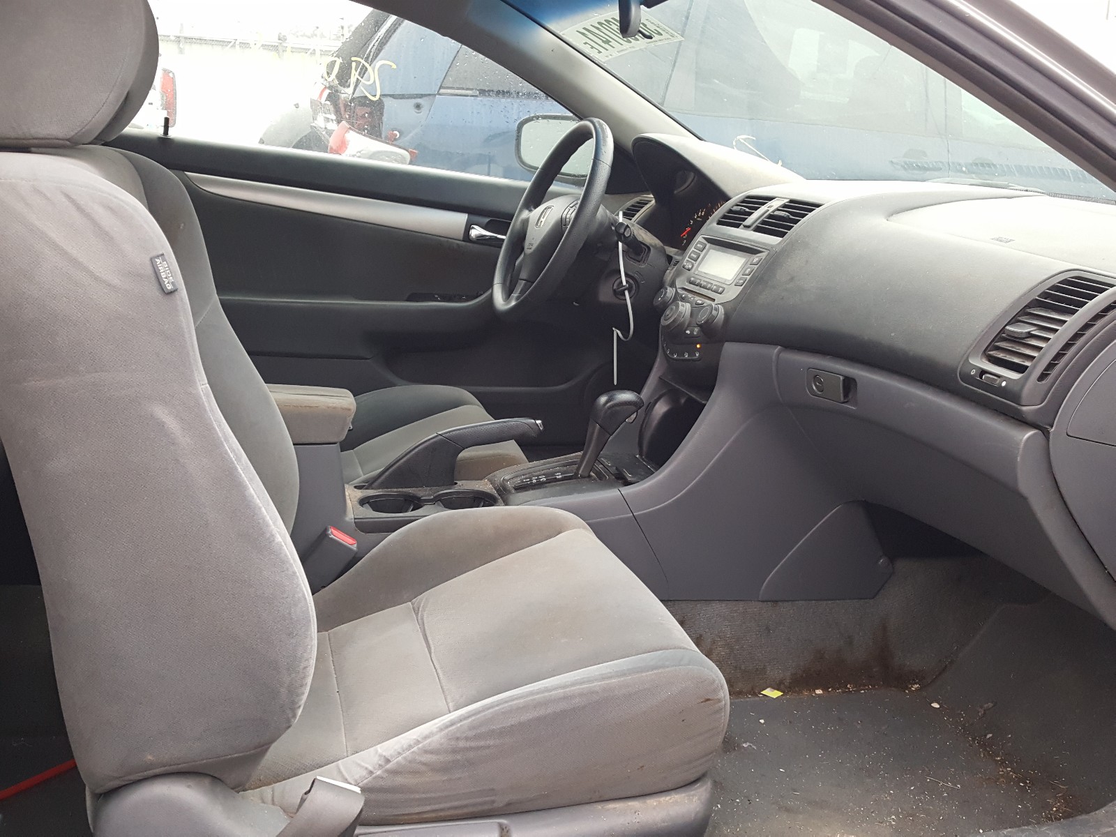 Photo 4 VIN: 1HGCM72377A010385 - HONDA ACCORD LX 