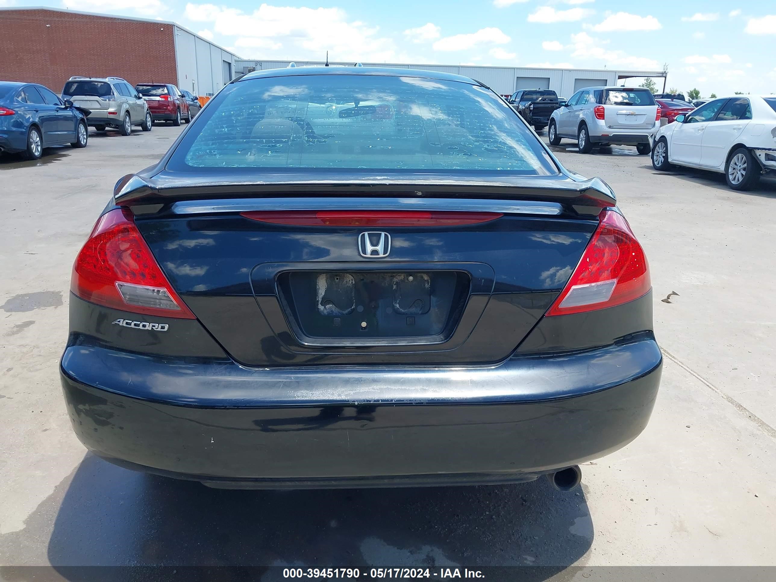 Photo 16 VIN: 1HGCM72386A023886 - HONDA ACCORD 