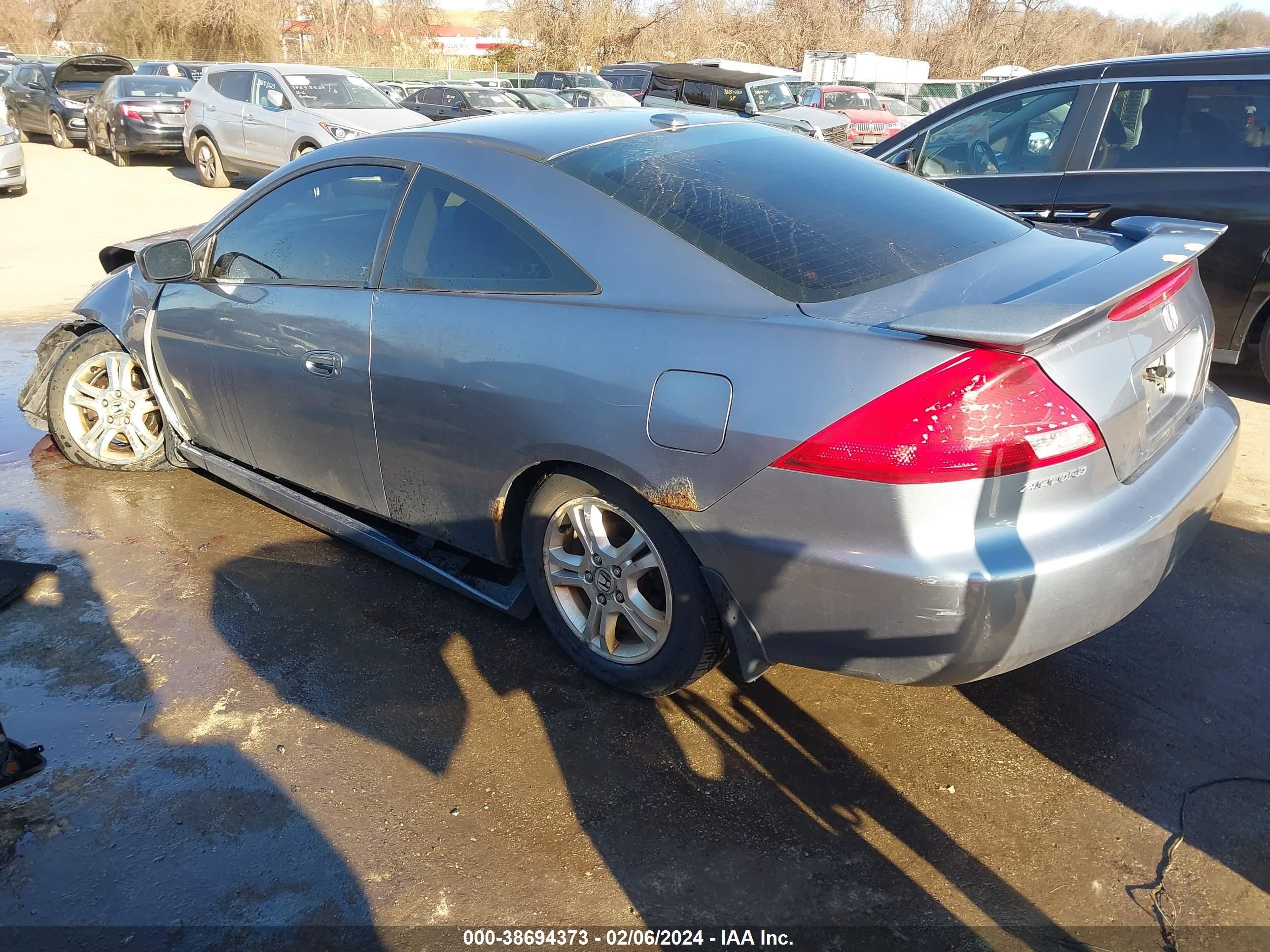 Photo 2 VIN: 1HGCM72626A019553 - HONDA ACCORD 