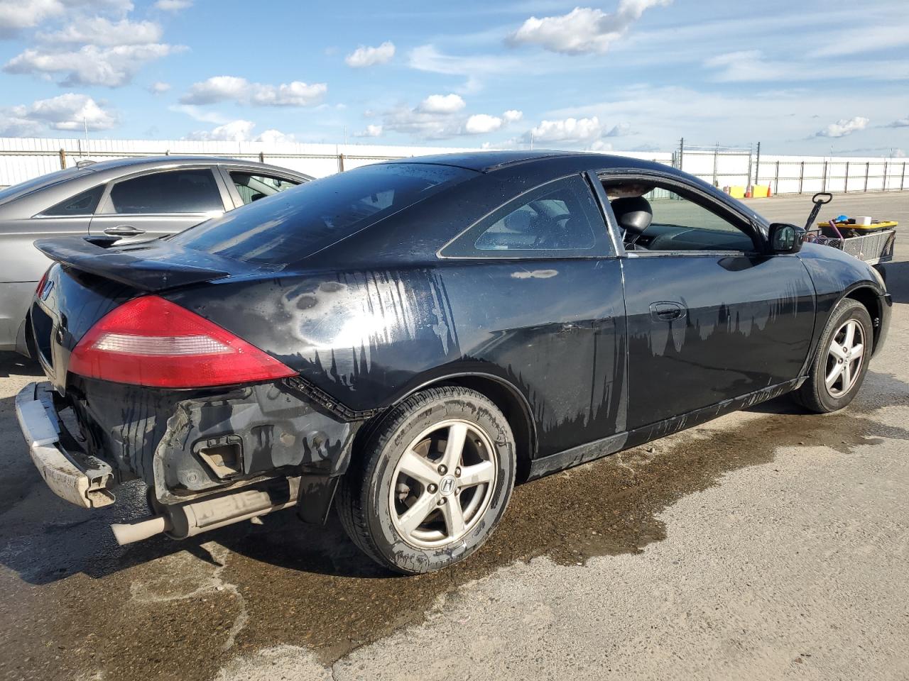 Photo 2 VIN: 1HGCM72673A016434 - HONDA ACCORD 